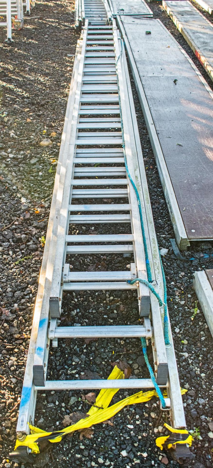 3 stage aluminium ladder