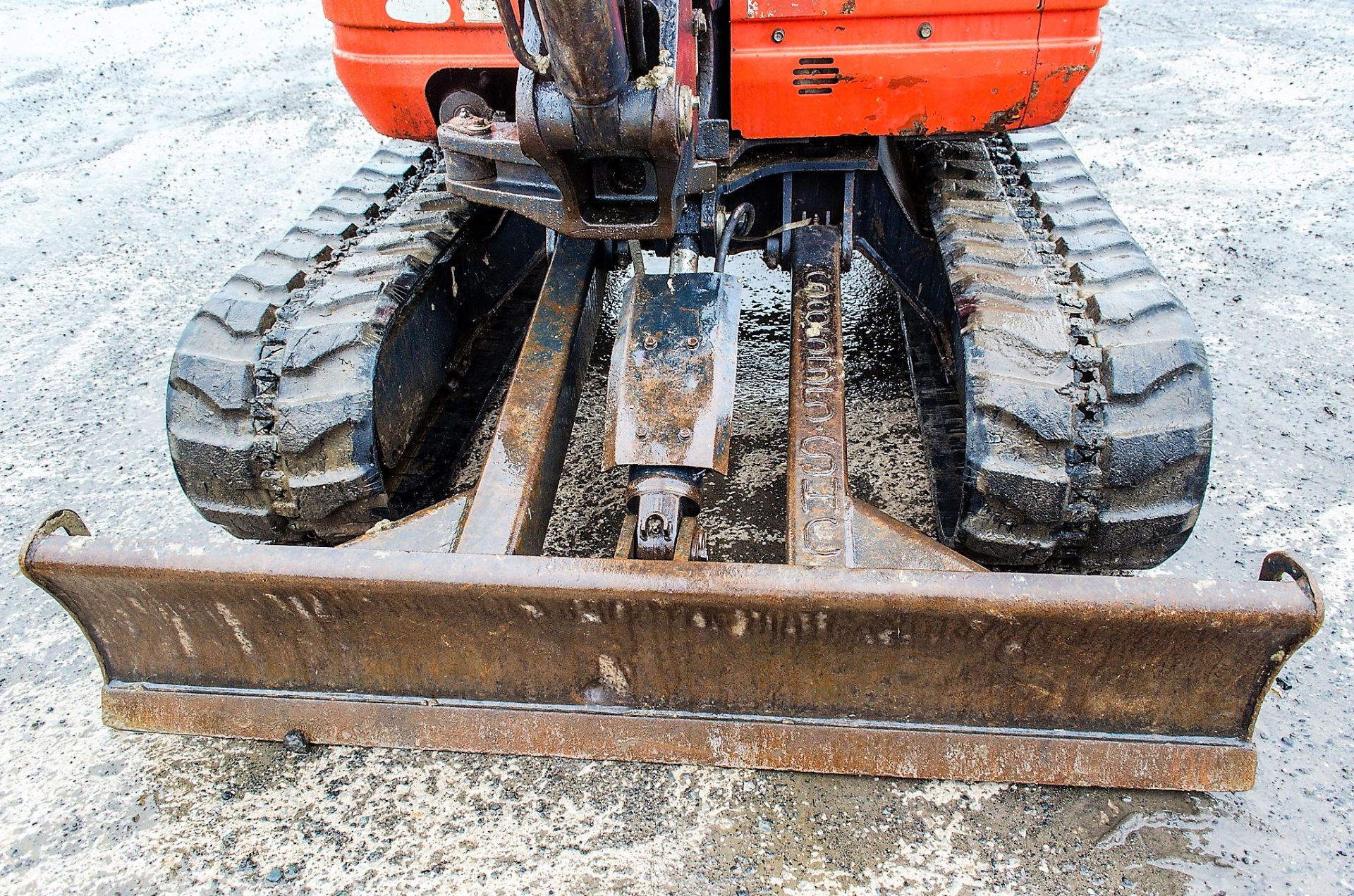 Kubota KX61-3 2.6 tonne rubber tracked mini excavator Year: 2014 S/N: 80737 Recorded Hours: 3632 - Image 13 of 20