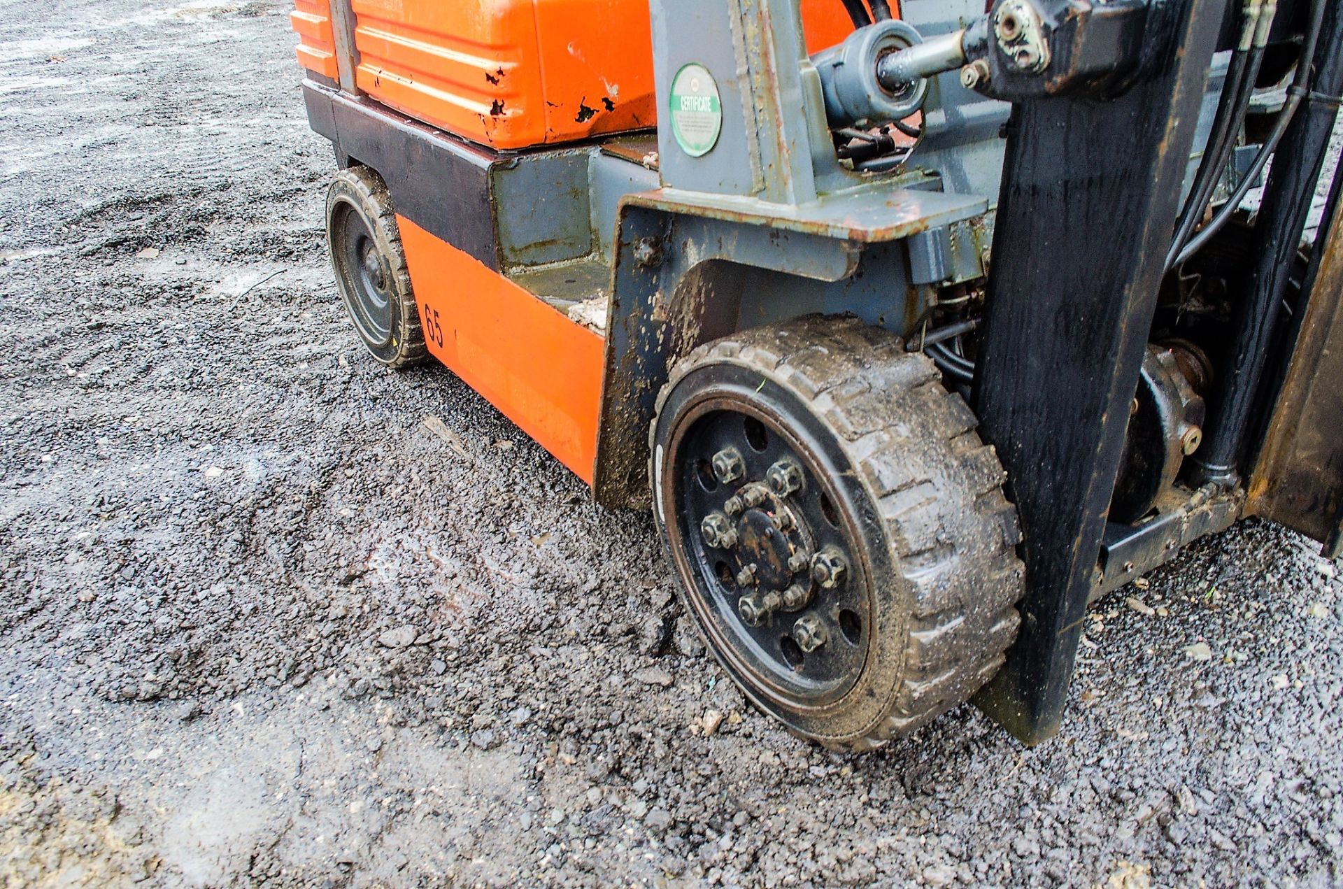 Toyota SFGC25 2.5 tonne gas powered fork lift truck Year: 1995 S/N: 83483 Recorded Hours: 13302 333 - Image 10 of 14