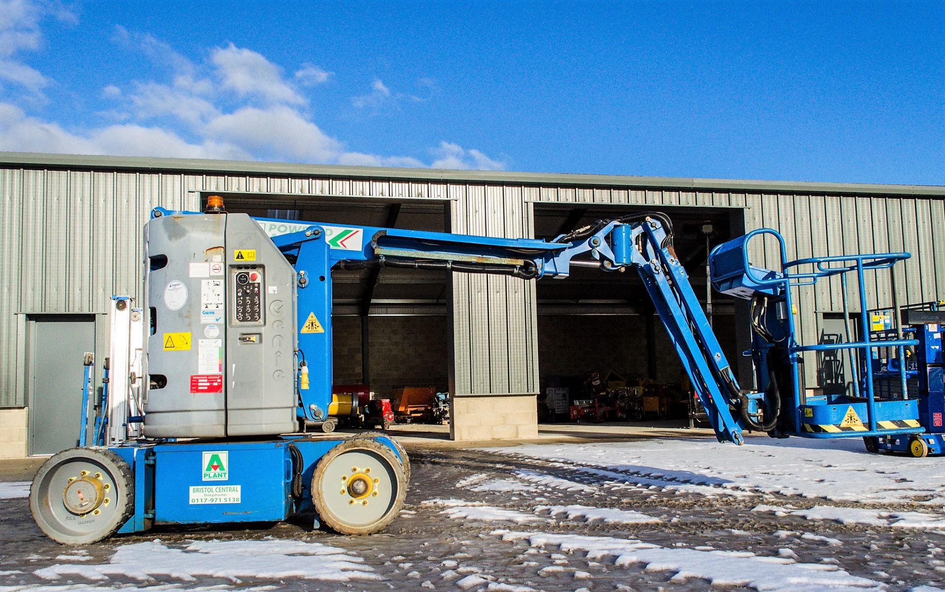 Genie Z-30/20 battery electric boom lift access platform Year: 2014 S/N: 15129 Recorded Hours: 208 - Image 8 of 16