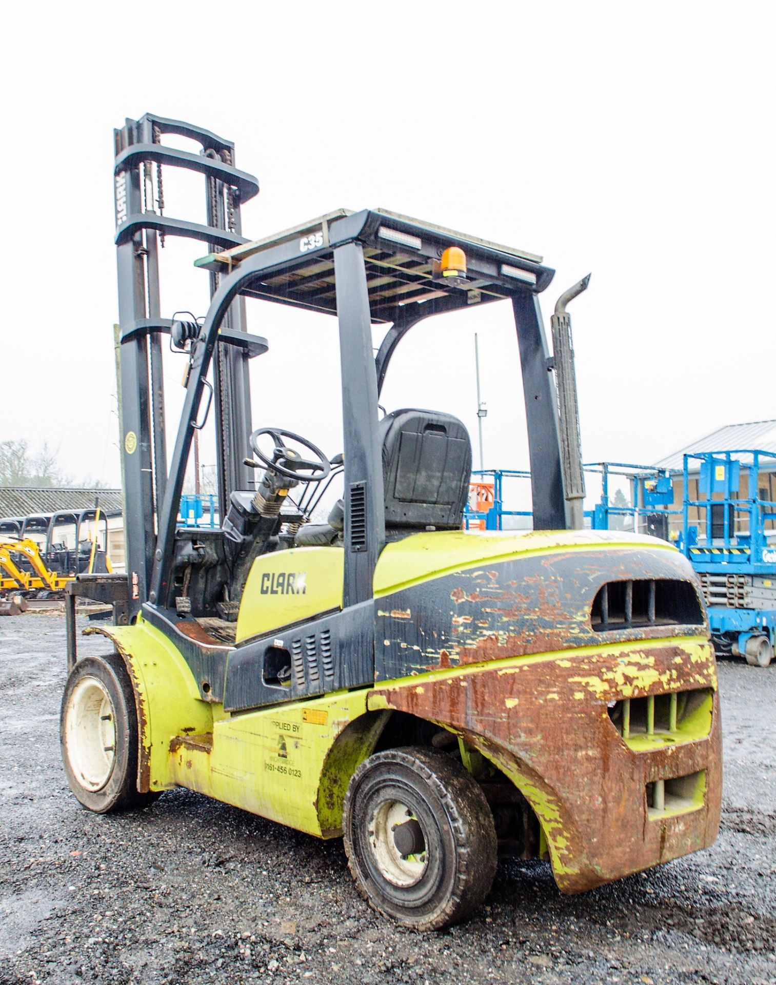 Clark C35 3.5 tonne diesel driven fork lift truck Year: 2014 S/N: 2518-9843 Recorded Hours: 4744 AP - Image 4 of 15