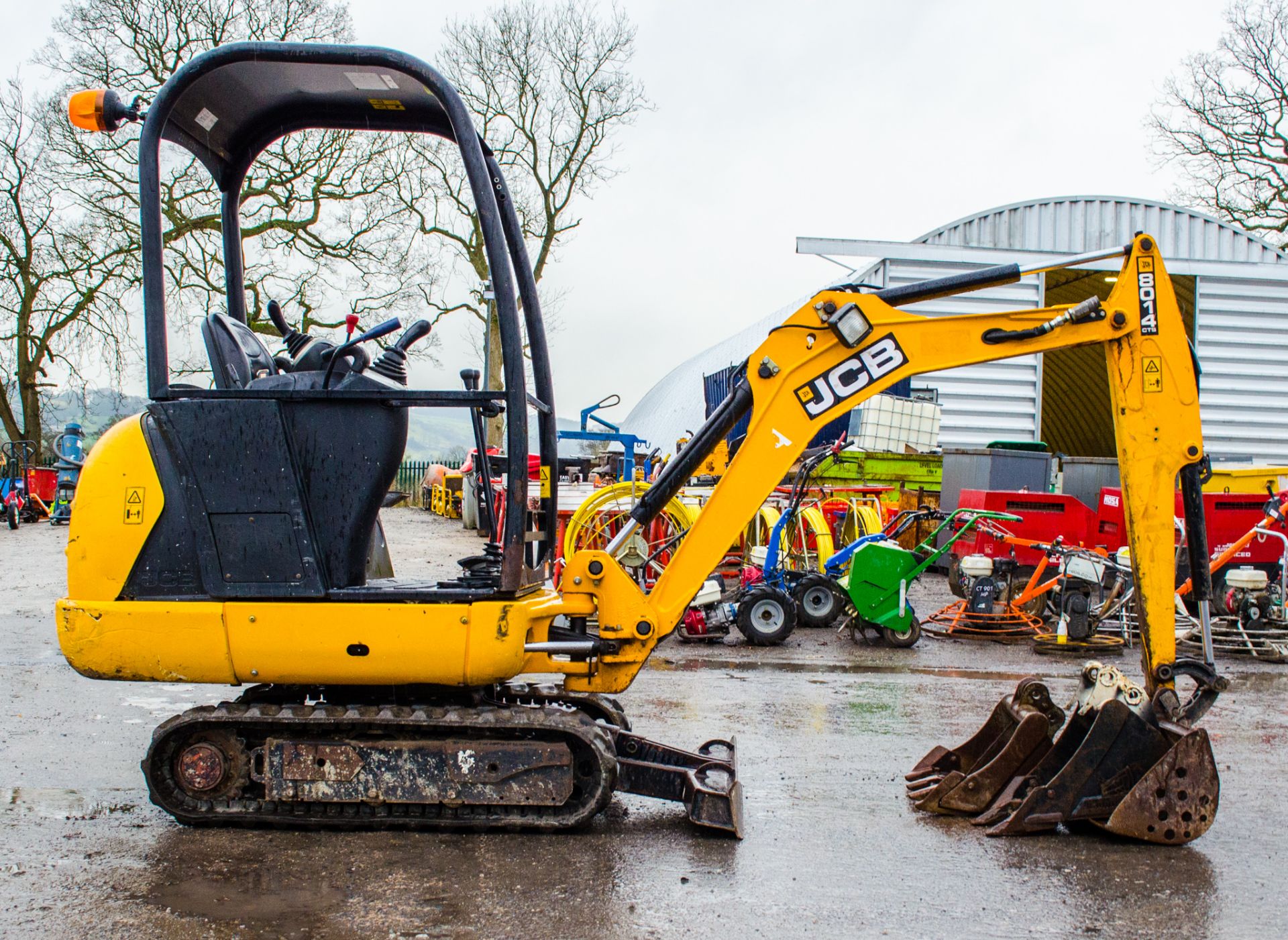 JCB 8014 CTS 1.5 tonne rubber tracked excavator  Year: 2014 S/N: 2070436 Recorded Hours: 1467 Piped, - Image 7 of 17