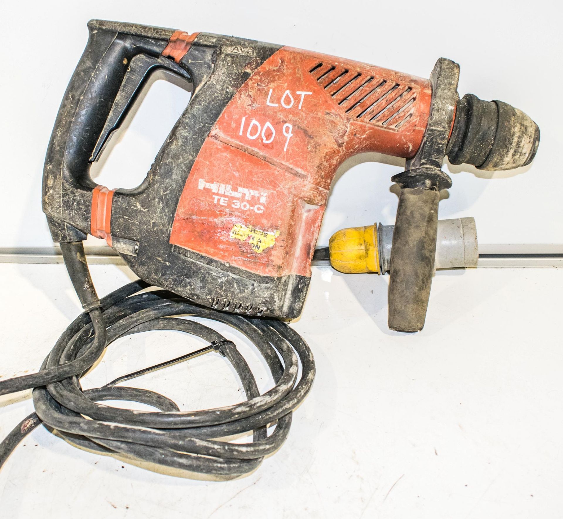 Hilti TE30 C 110v SDS rotary hammer drill