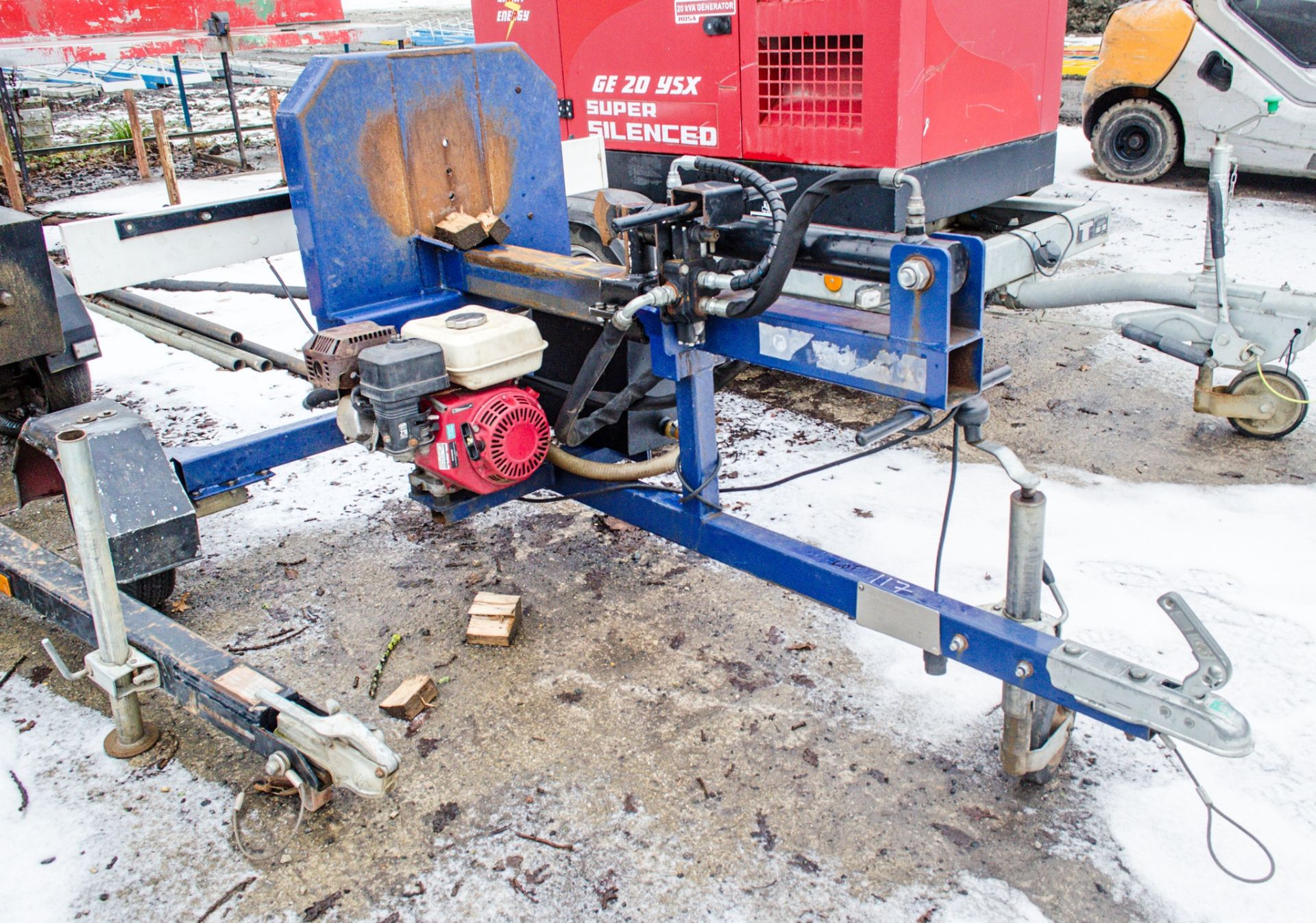 Oxdale petrol driven fast tow log splitter HS18475