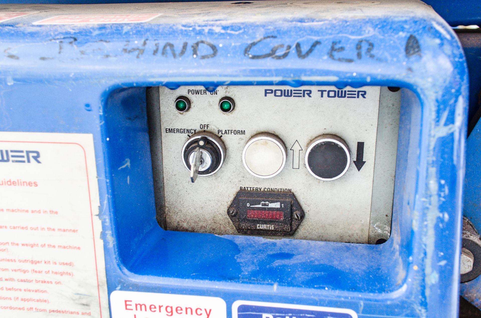 Power Tower battery electric push along scissor lift Year: 2008 08PT0051 - Image 3 of 4