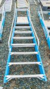 8 tread glass fibre framed step ladder LL-2884