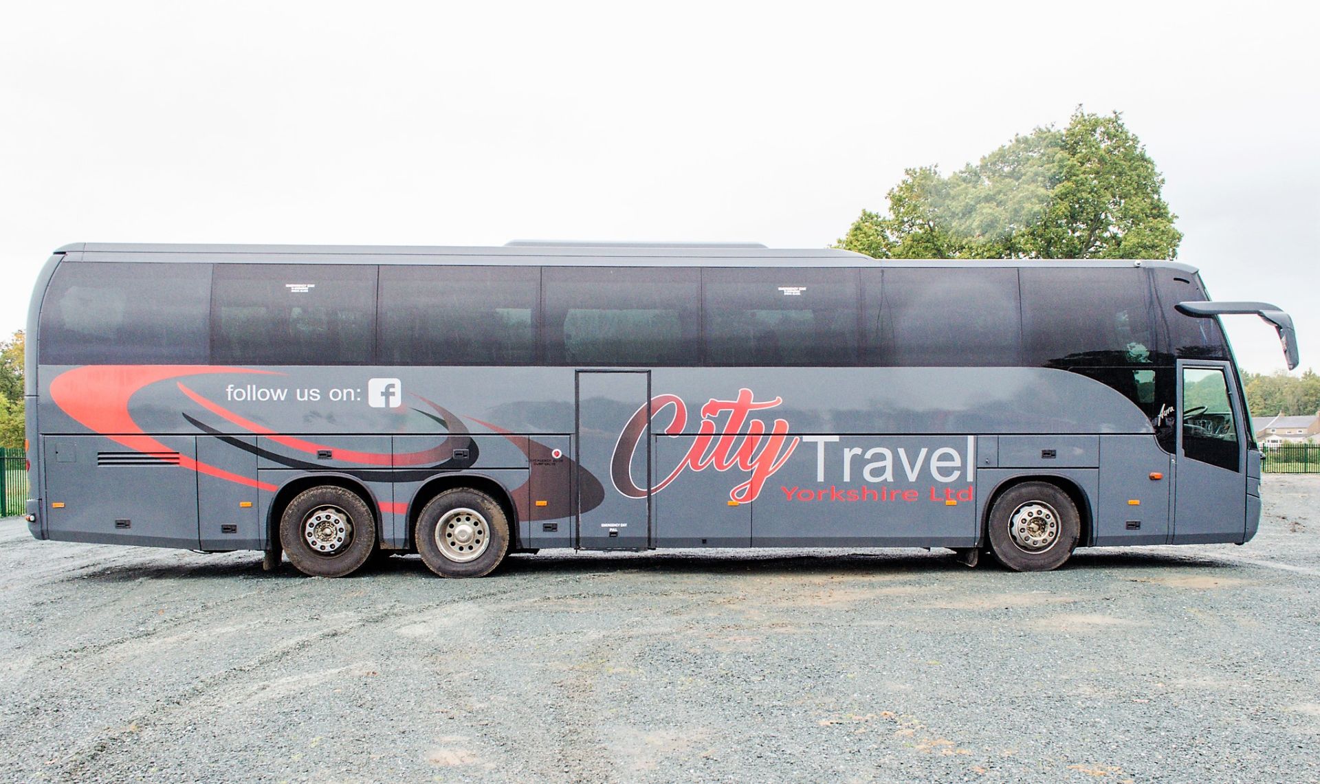 MAN F2000 Beulas Aura 54 seat luxury coach Registration Number: KC08 KTC Date of Registration: 30/ - Image 8 of 19