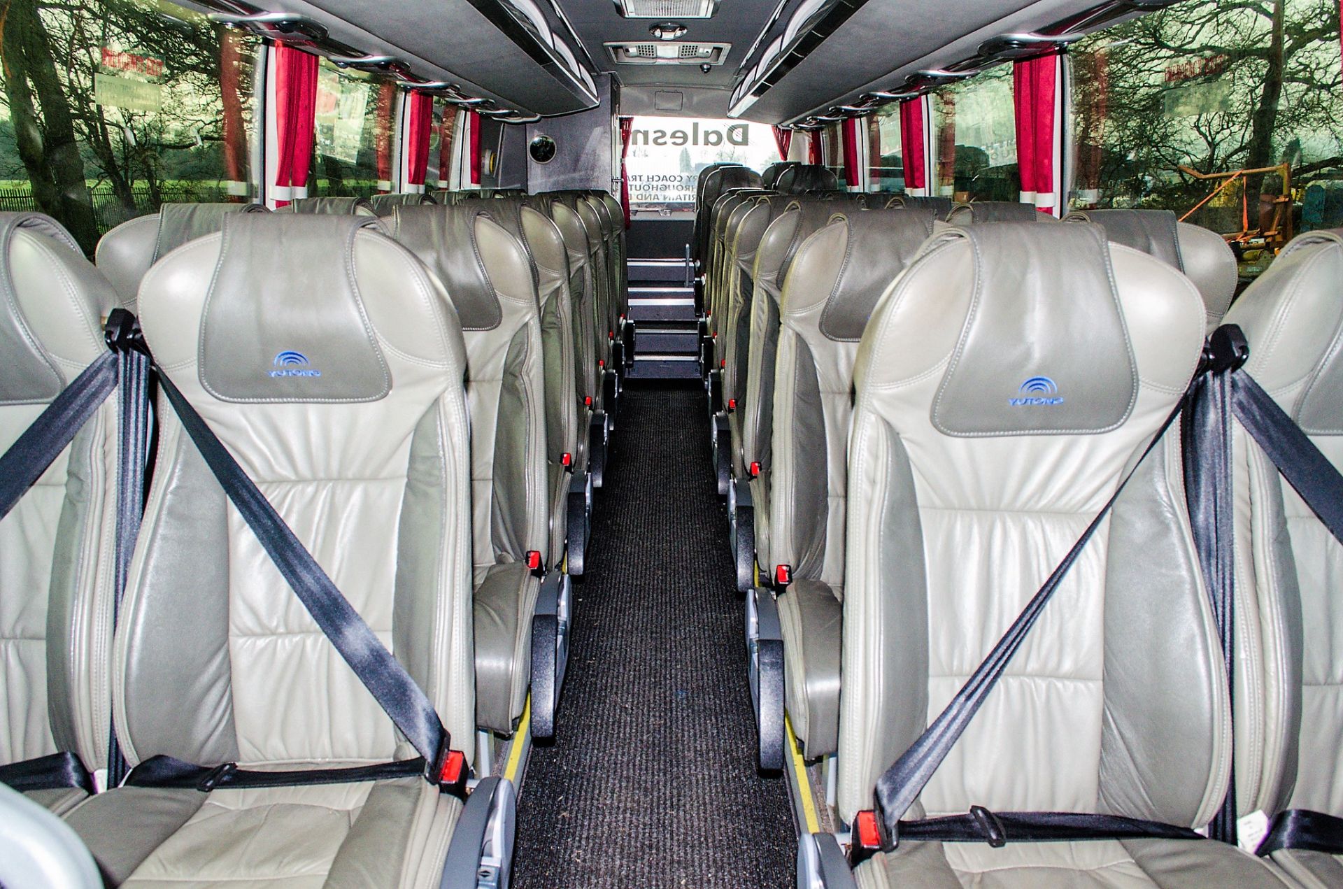 Yutong Baar Abaada 34 seat luxury coach Registration Number: YC16 WZX Date of Registration: 01/07/ - Image 13 of 19