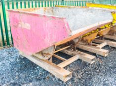 Fork lift tipping skip