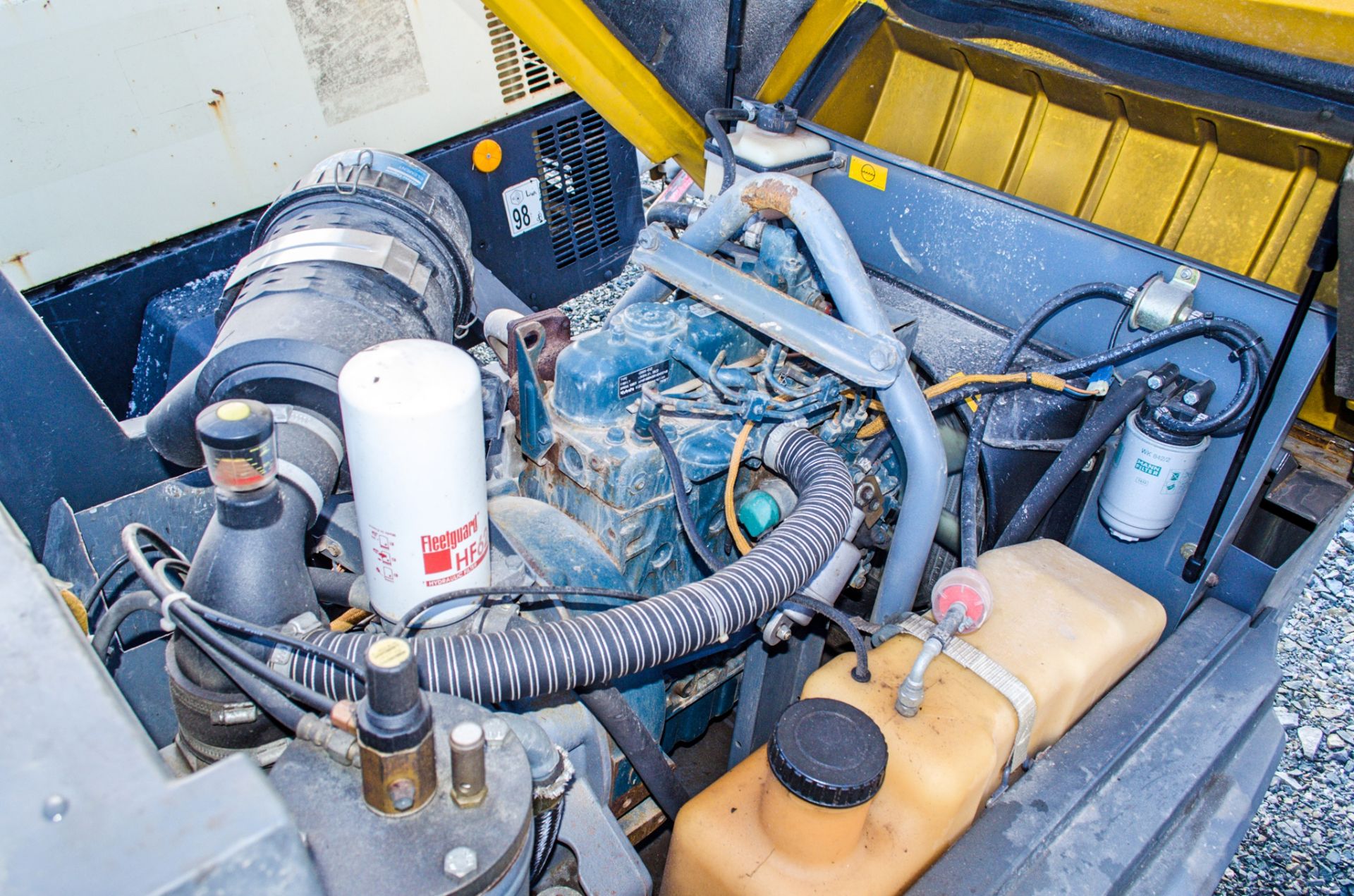 Atlas Copco diesel driven fast tow air compressor Recorded Hour: 1718 S20 - Image 4 of 6