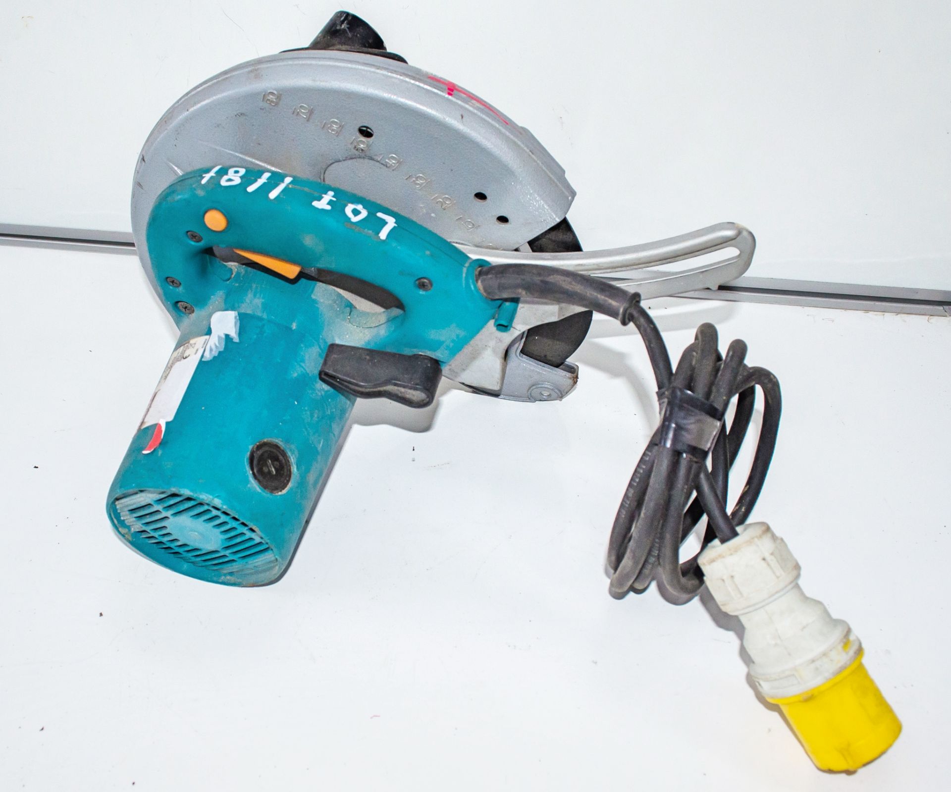 Makita 5903R 110v circular saw