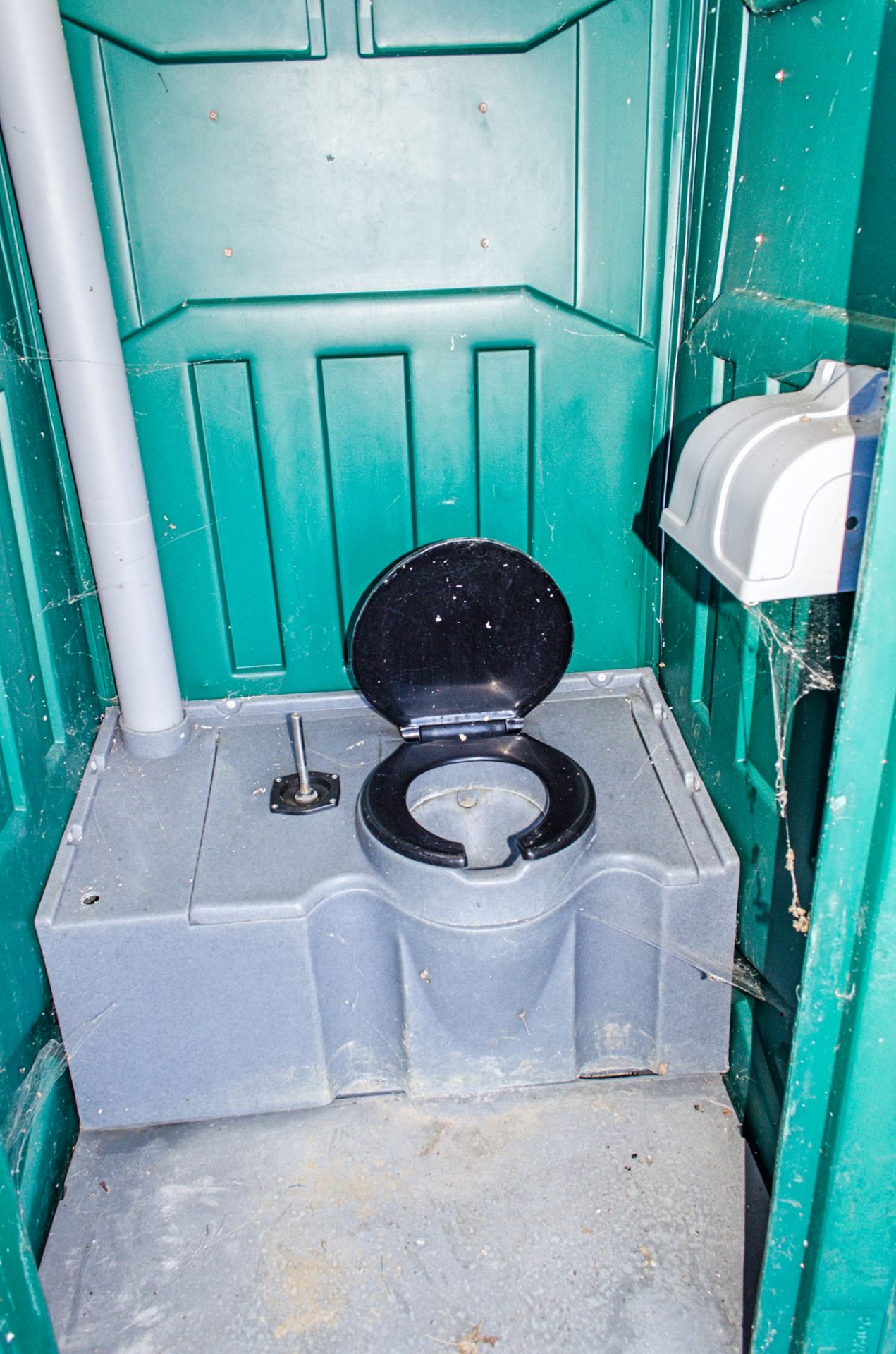 Plastic portable toilet - Image 2 of 2