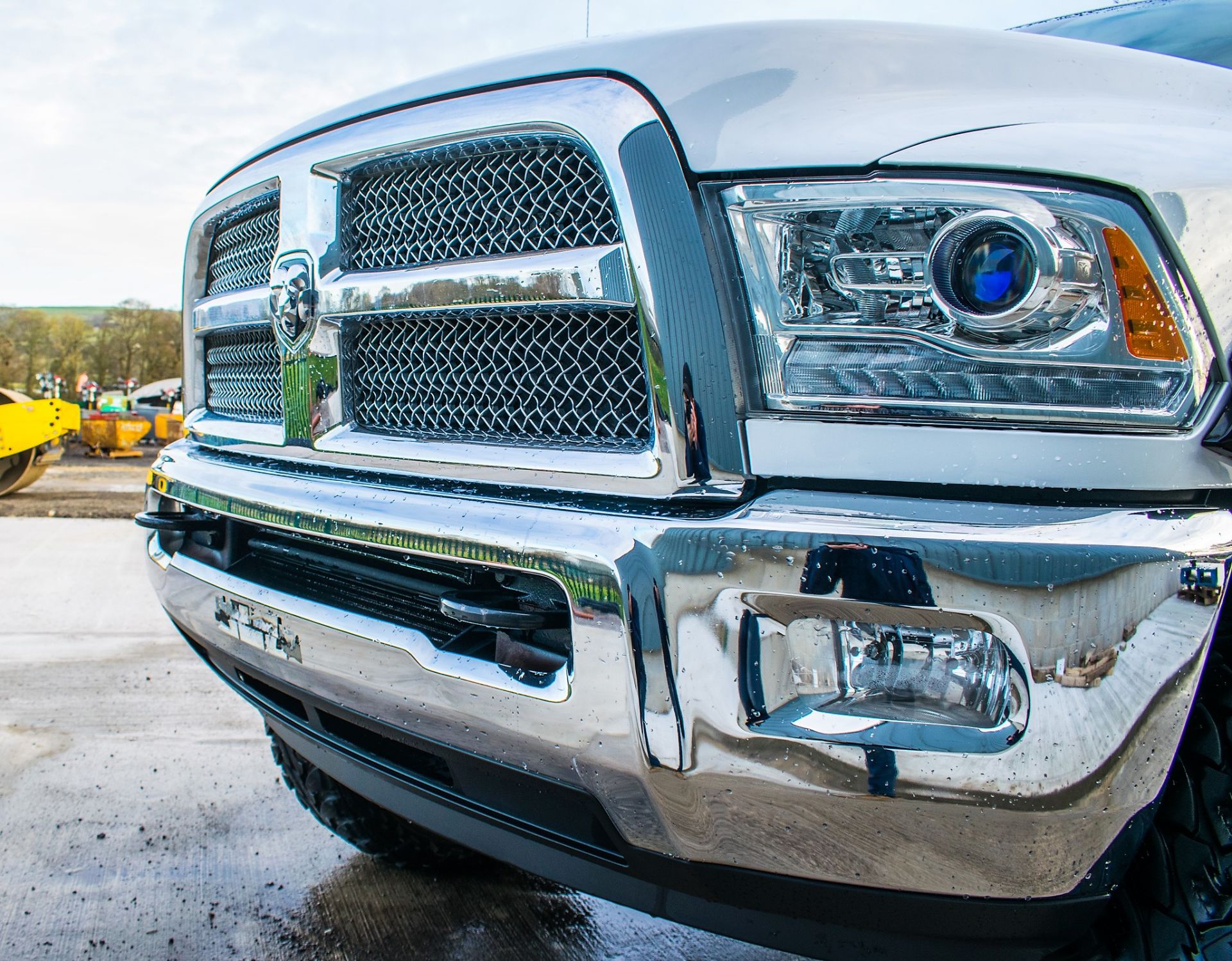 Ram Longhorn 2500 6.7 litre Cummins diesel 4wd double cab pickup - Image 9 of 31