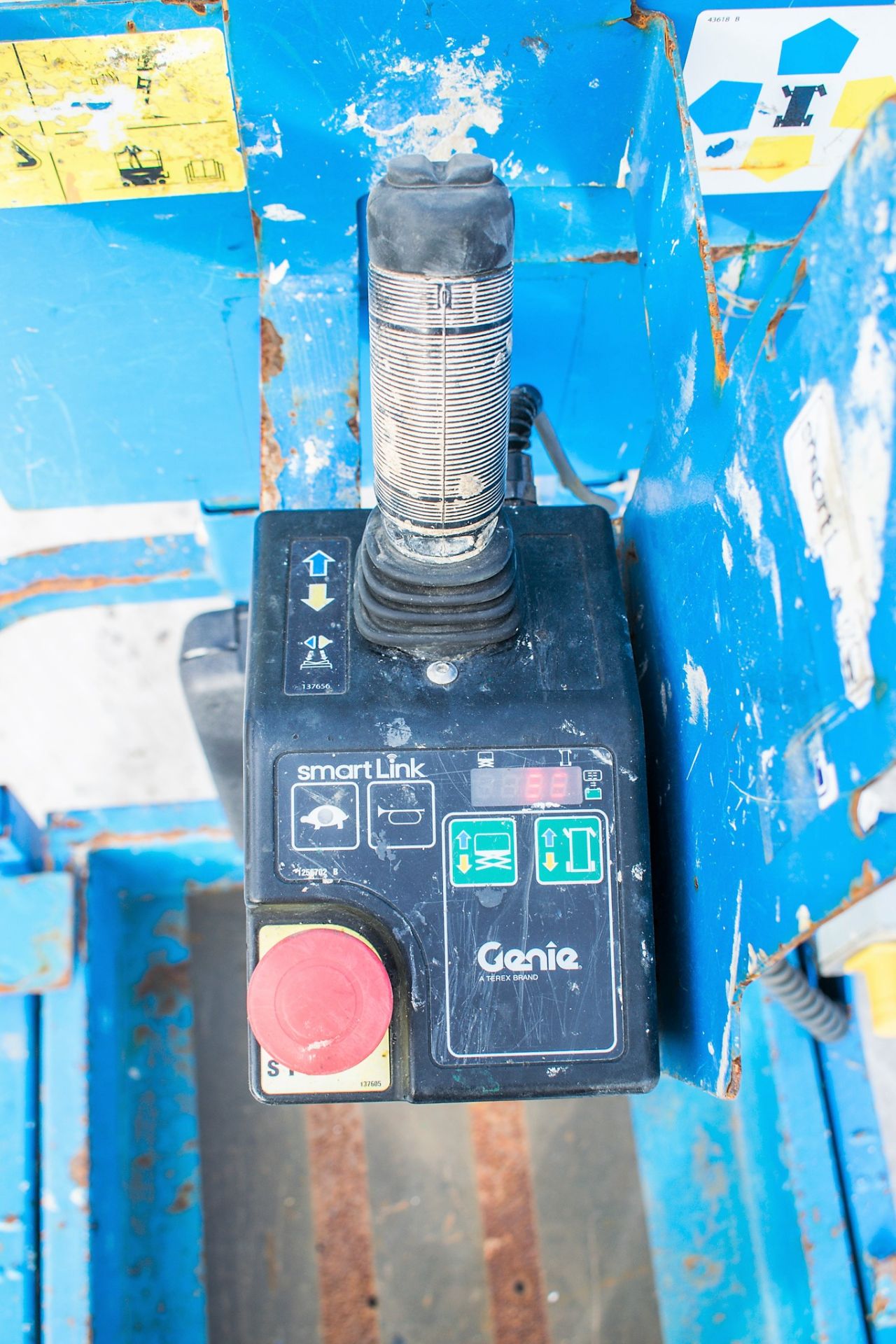 Genie GS 1932 battery electric scissor lift access platform Year: 2015 S/N: 19508 Recorded Hours: - Image 8 of 8