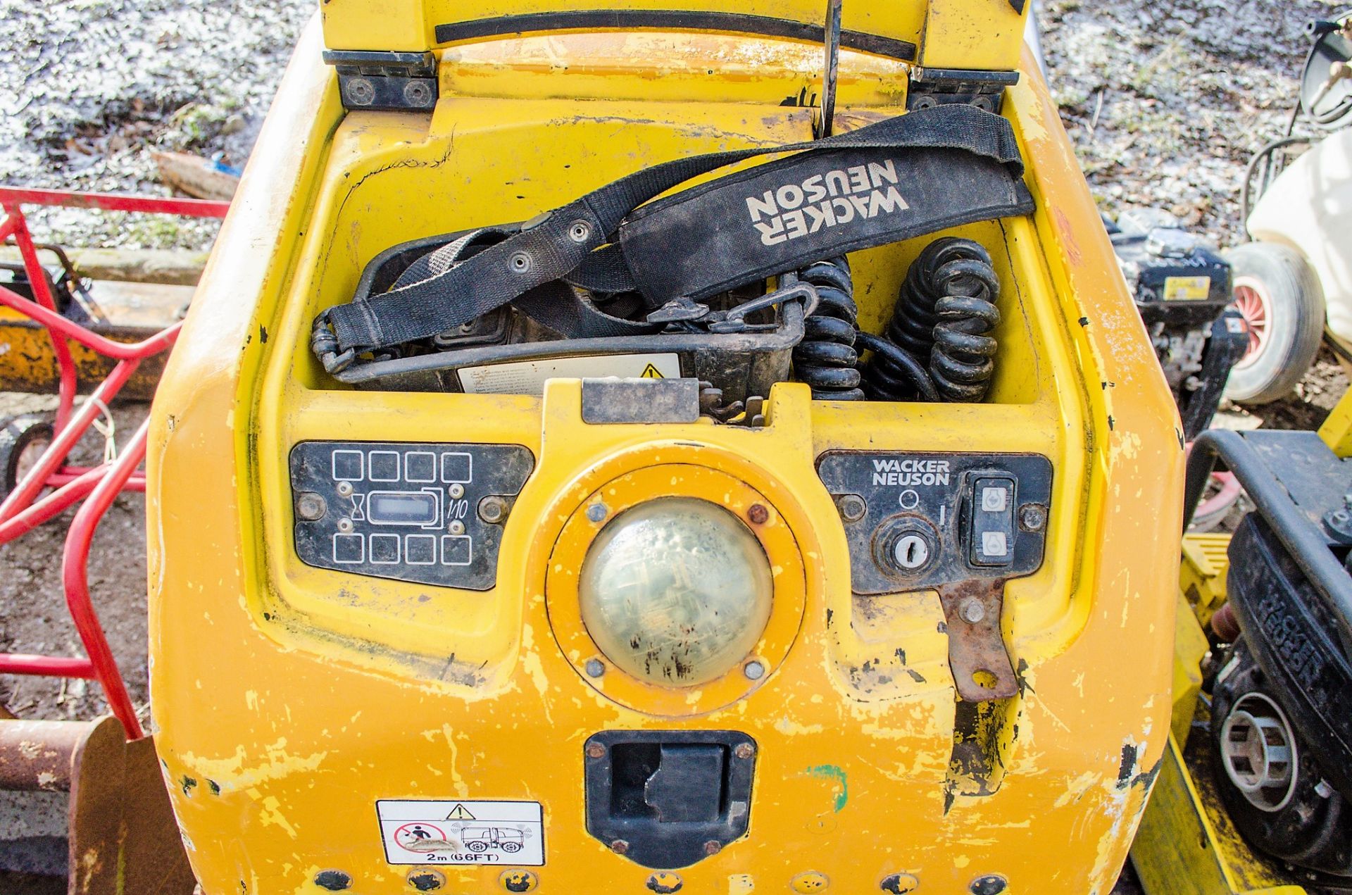 Wacker Neuson RT56 double drum trench roller Year: 2013 c/w remote control A612142 - Image 7 of 10