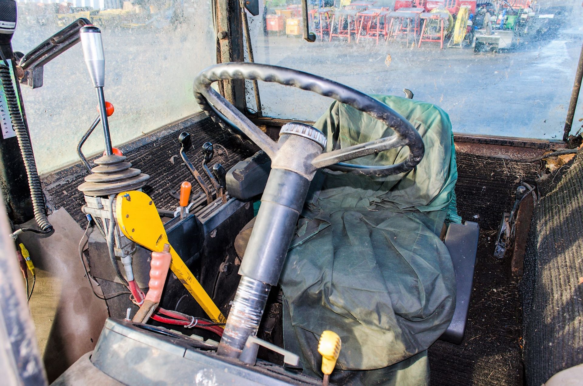 John Deere 3040 4wd diesel tractor - Image 21 of 25