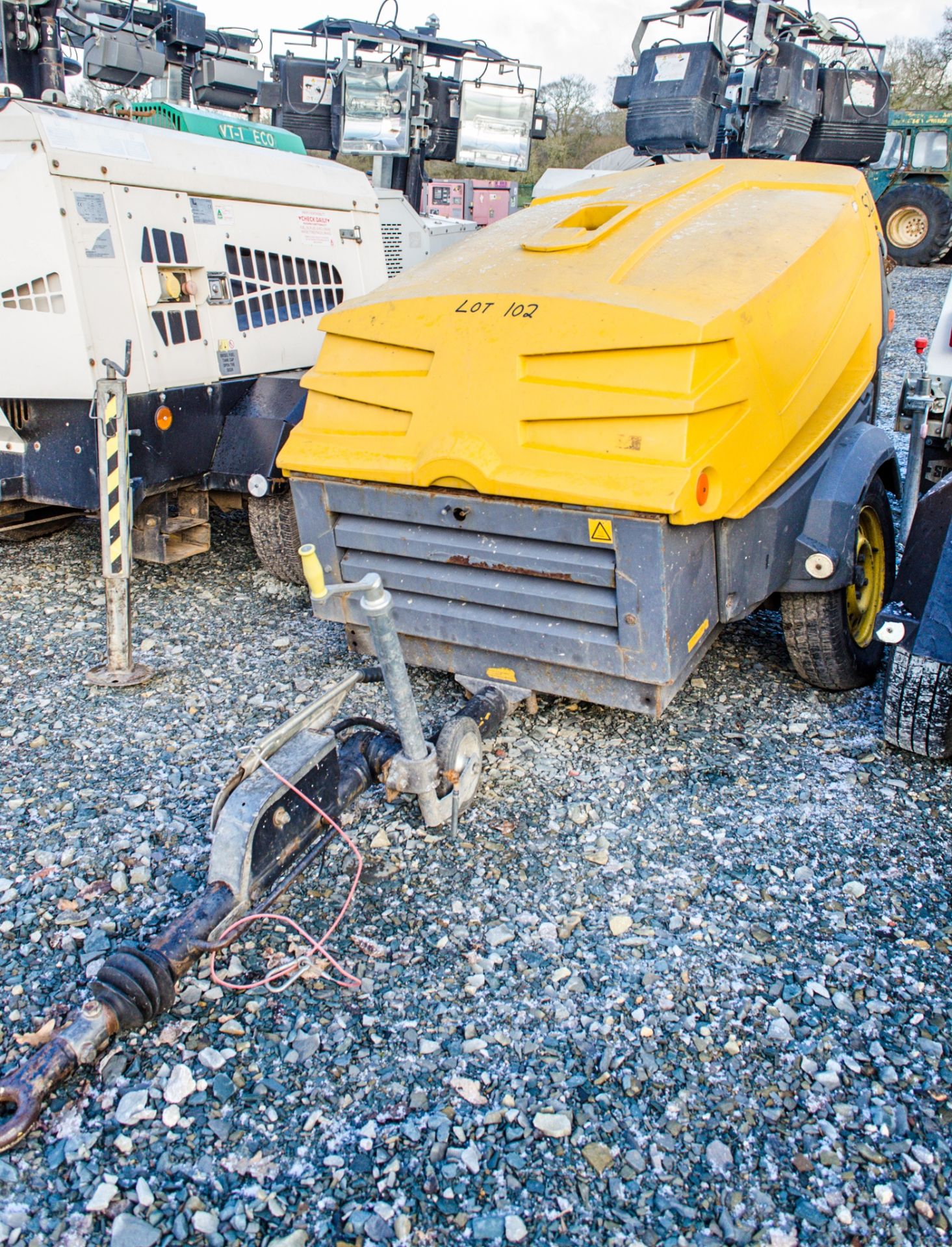 Atlas Copco diesel driven fast tow air compressor Recorded Hour: 1718 S20