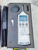 TES 1351 decibel meter c/w carry case