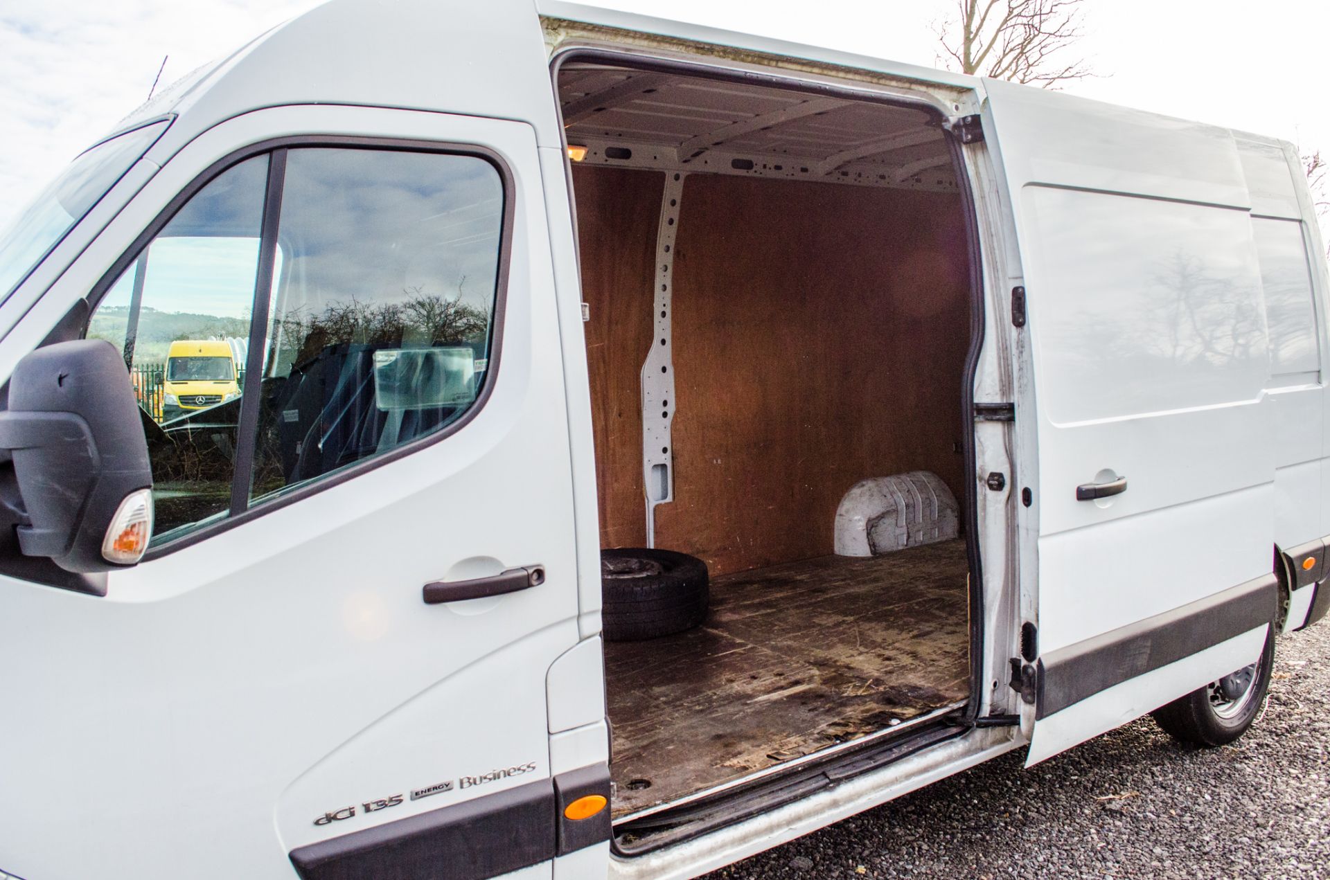 Renault Master Business DCI 135 LM35 diesel driven seat panel van - Image 18 of 20