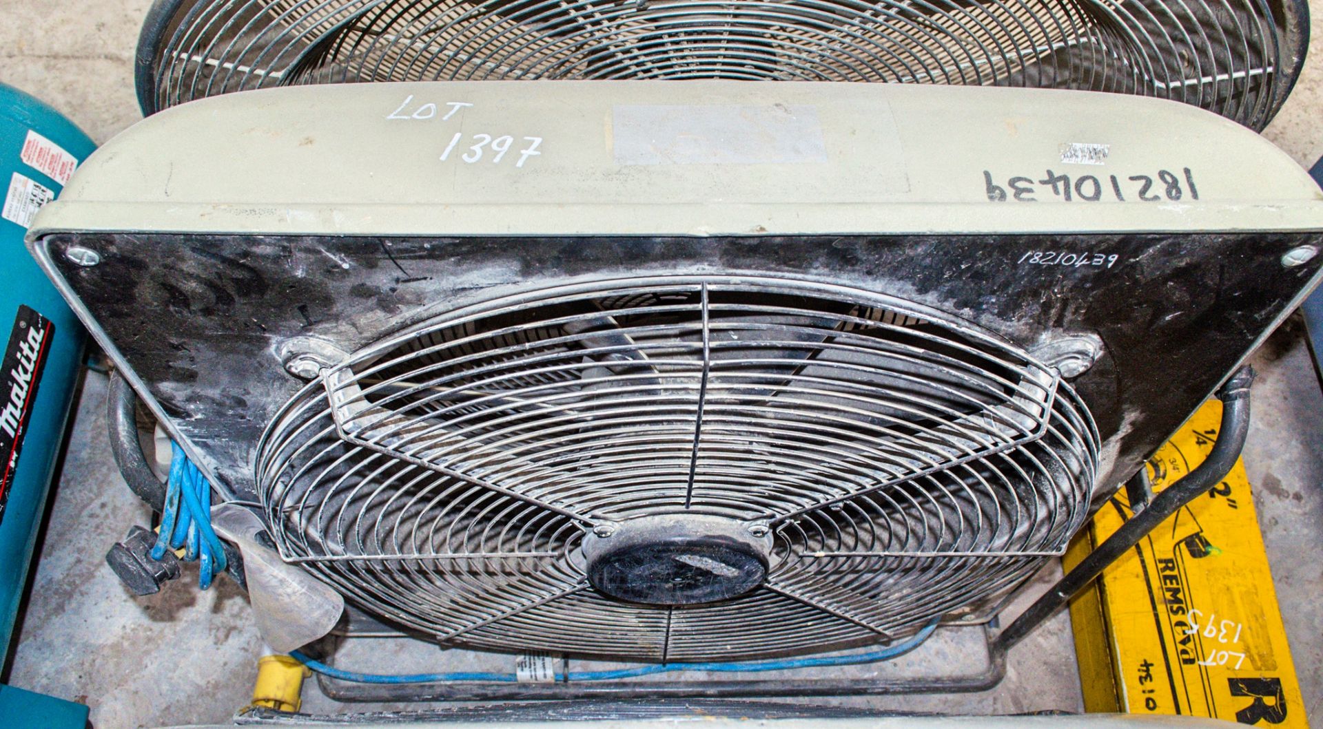 240v air circulation fan