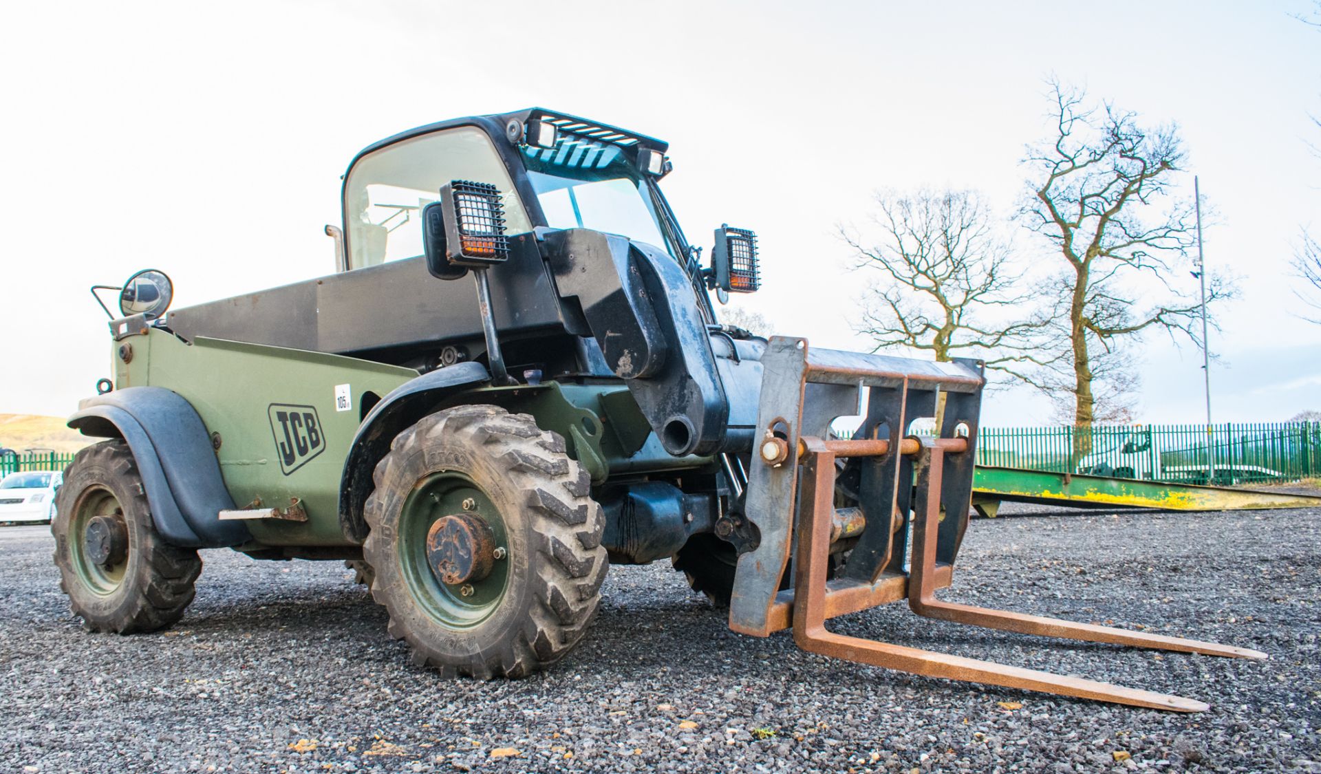 JCB 524 - 50 5 metre telescopic handler  Year: 2007 S/N: 1417221 Recorded Hours: 2999 Ex MOD - Image 2 of 20