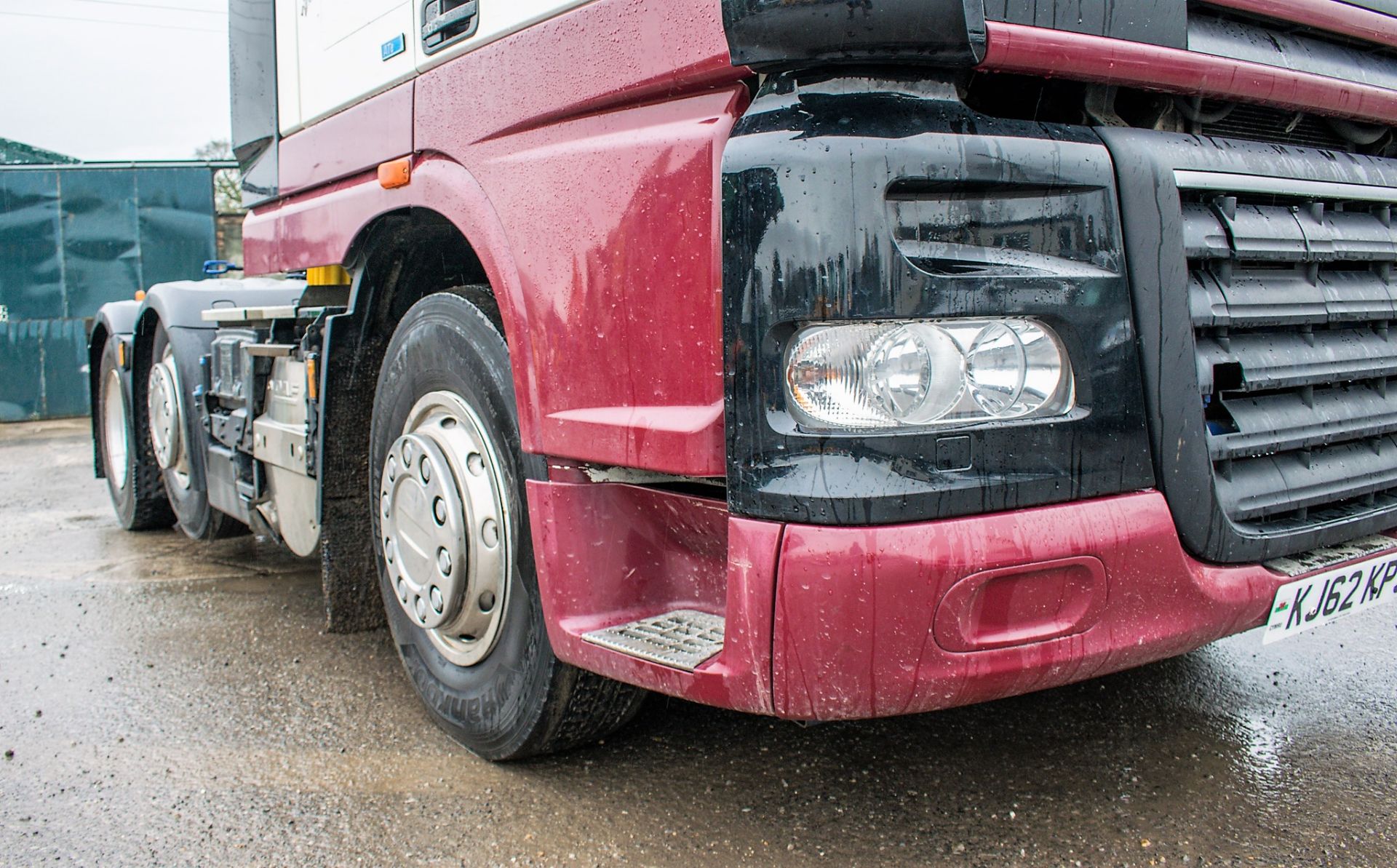 DAF 105.460 6x2 manual tractor unit Registration Number: KJ62 KPJ Date of Registration: 10/03/2014 - Image 8 of 19