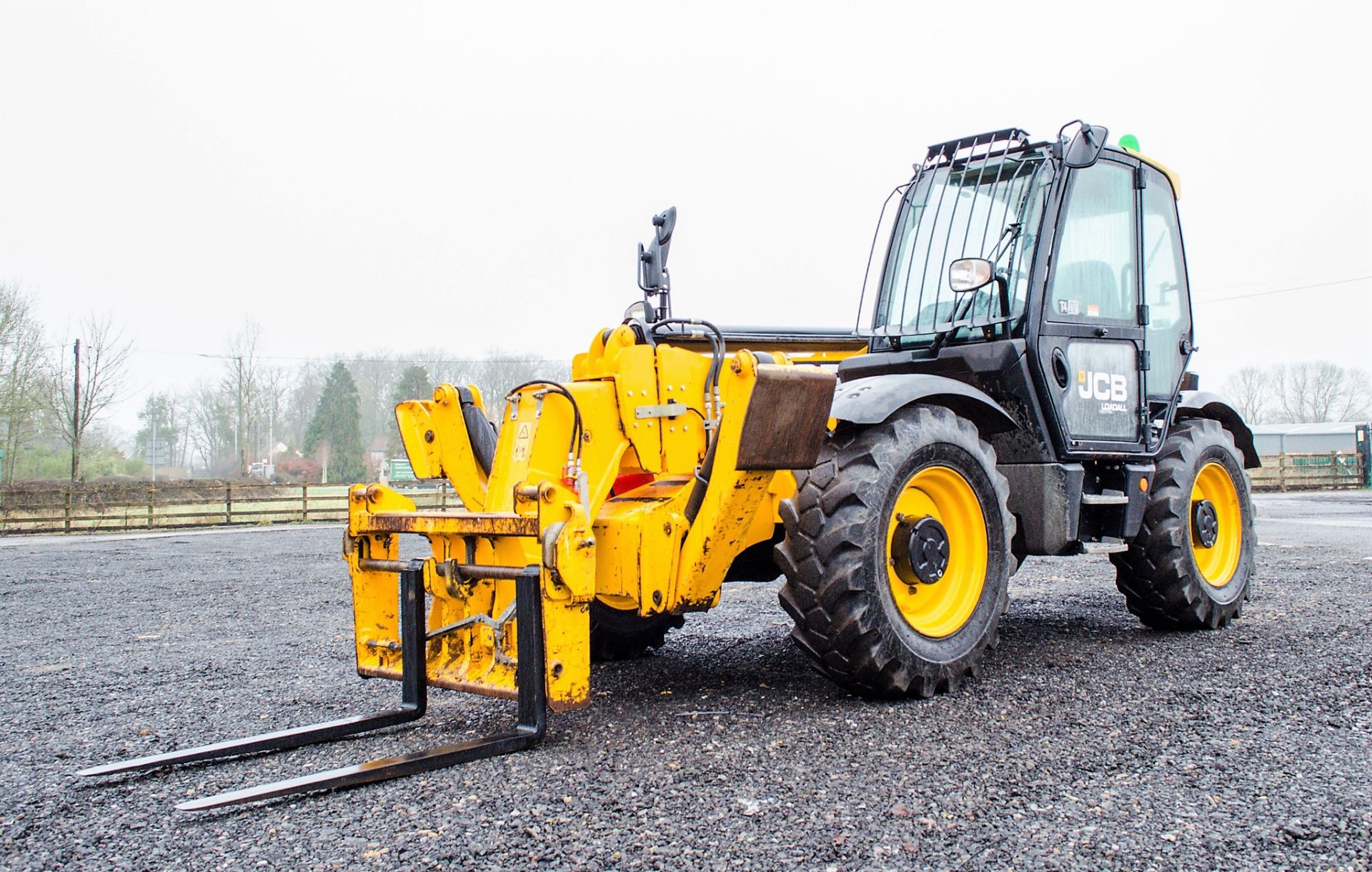 JCB 535-125 Hi-Viz 12.5 metre telescopic handler Year: 2018 S/N: 2726504 Recorded Hours: 3258 c/w