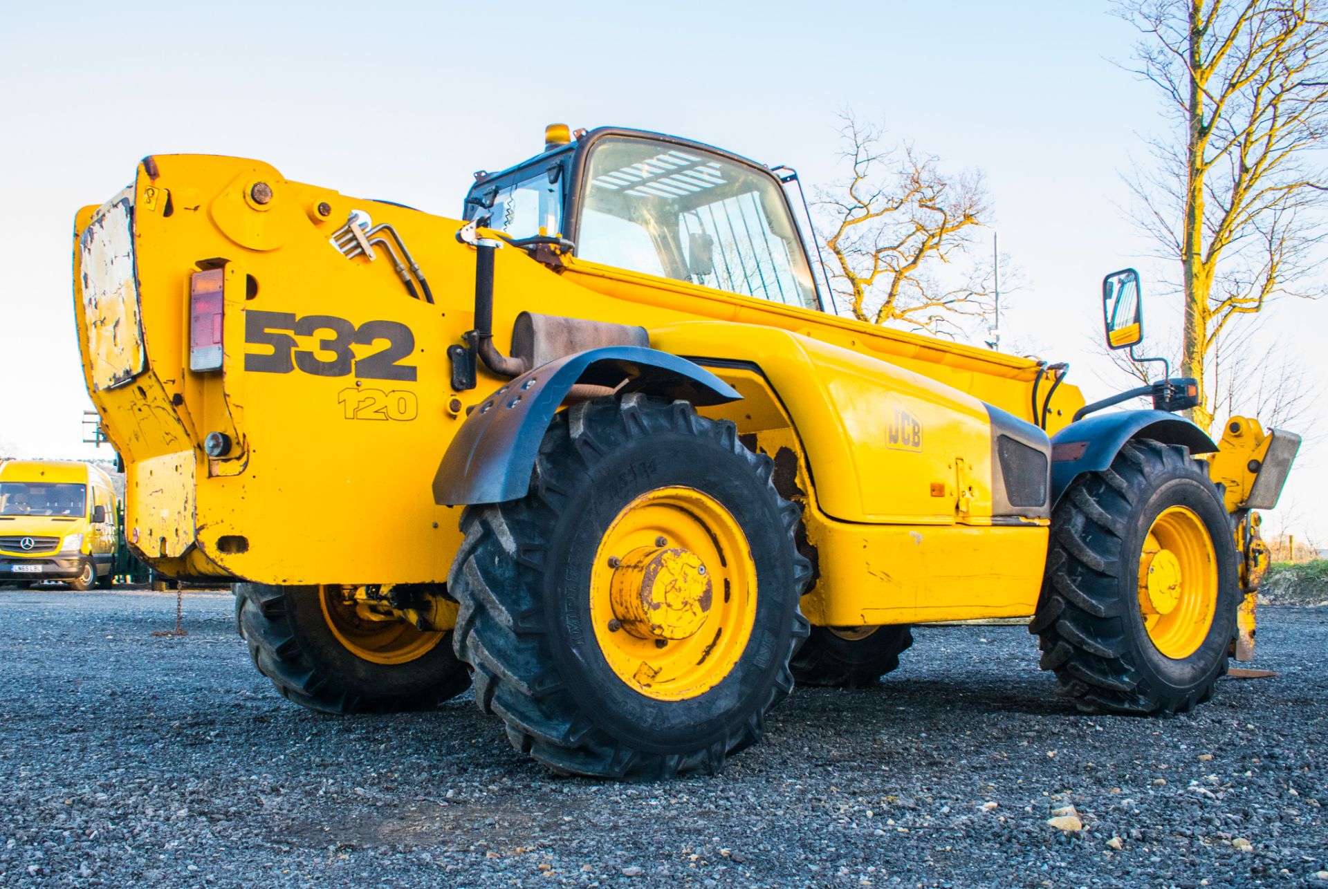 JCB 532-120 12 metre telescopic handler Year: 2001 S/N: 0785213 Recorded Hours: 7729 ** No VAT on - Image 3 of 20