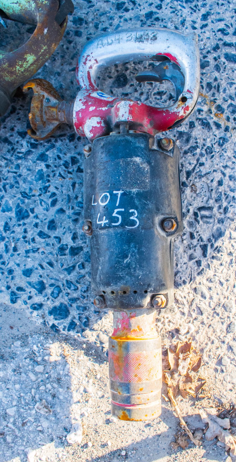 Pneumatic rock drill A643433