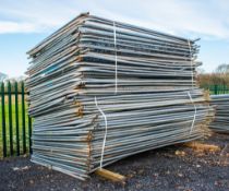 Approx 78 herras fencing panels