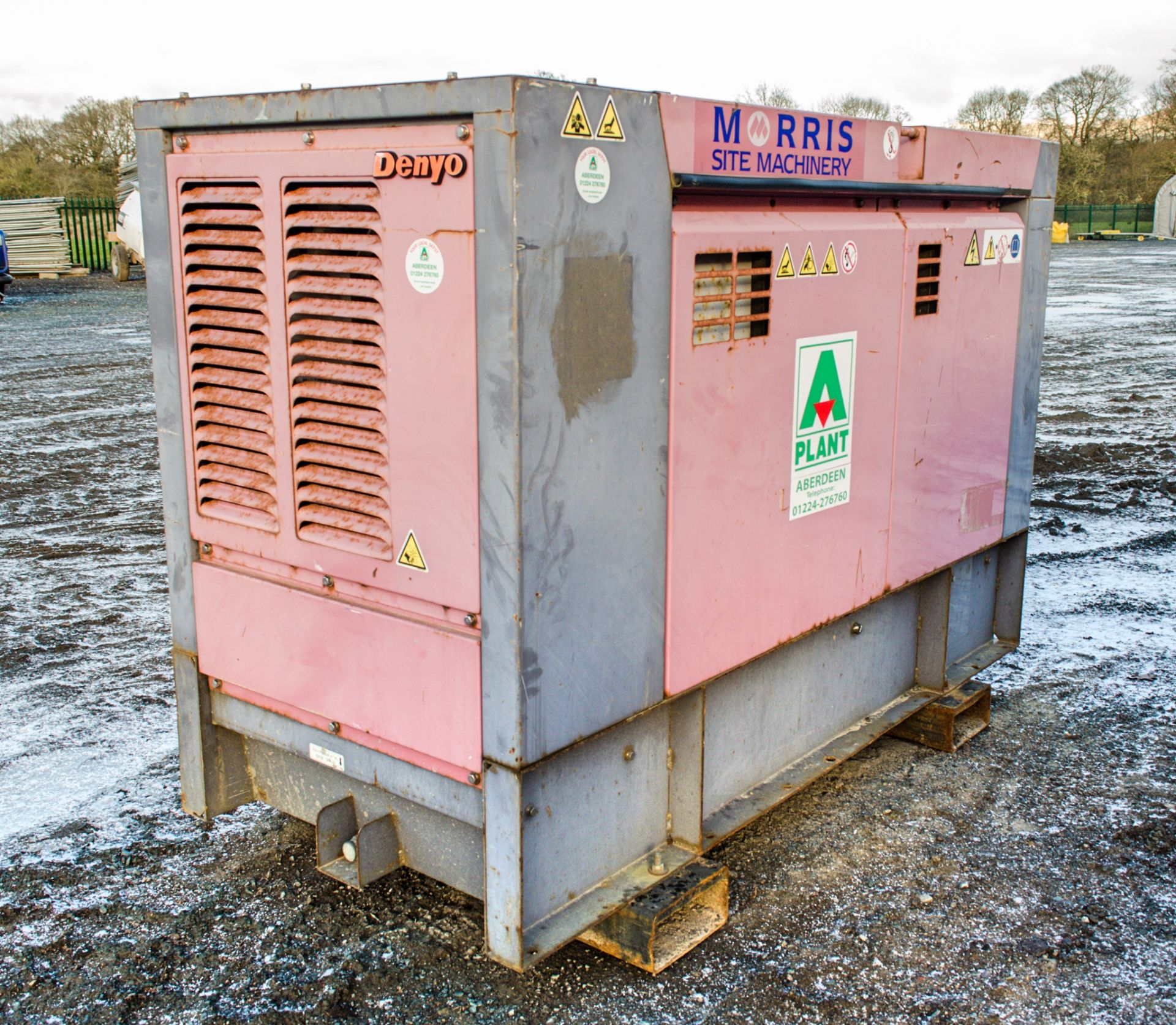 Denyo DCA-25 USE 25 kva diesel driven generator Year: 2012 S/N: 3866325 Recorded Hours: 7902 - Image 2 of 5