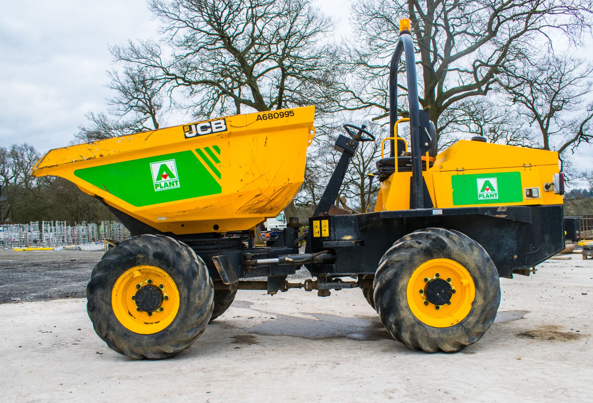 JCB 6 tonne swivel skip dumper Year: 2015 S/N: FRL8737 Recorded Hours: 1236 A680955 - Bild 8 aus 18