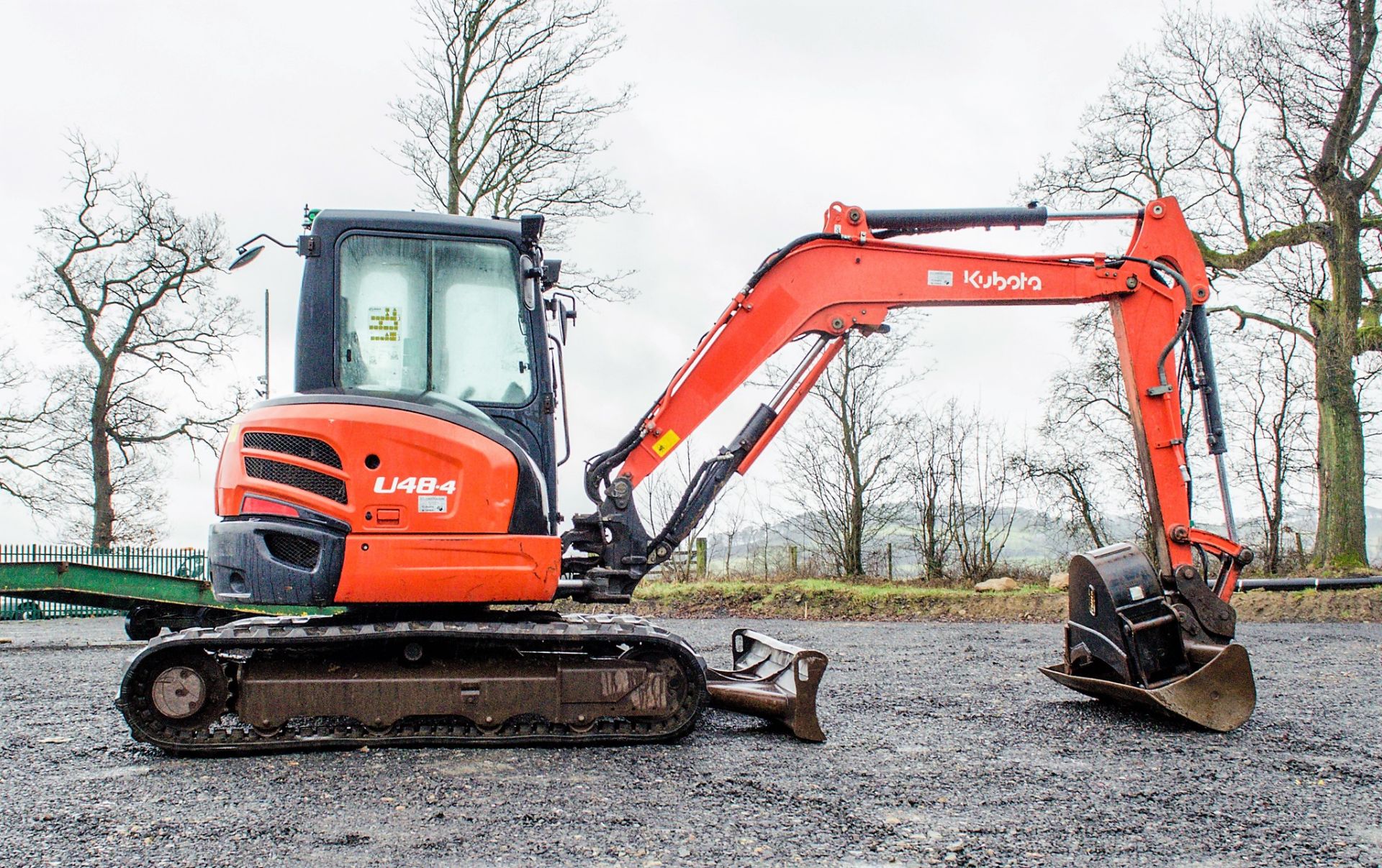 Kubota U48-4 4.8 tonne rubber tracked excavator Year: 2012 S/N: 51320 Recorded Hours: 4565 blade, - Bild 8 aus 22