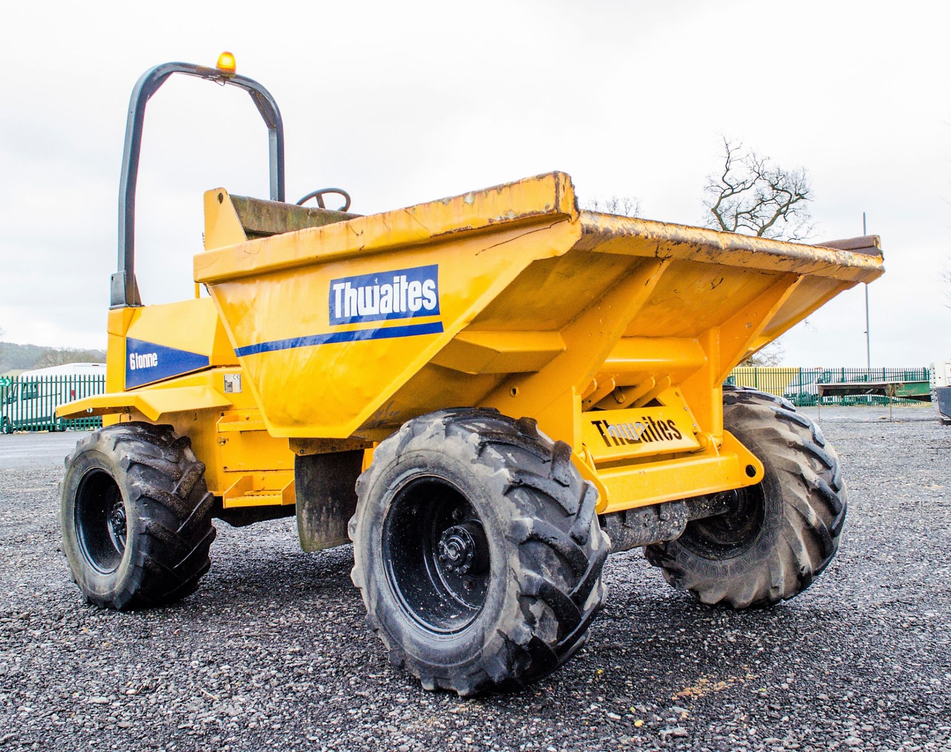 Thwaites 6 tonne straight skip dumper Year: 2003 S/N: 3.A2136 Recorded Hours: 4649 - Image 2 of 20