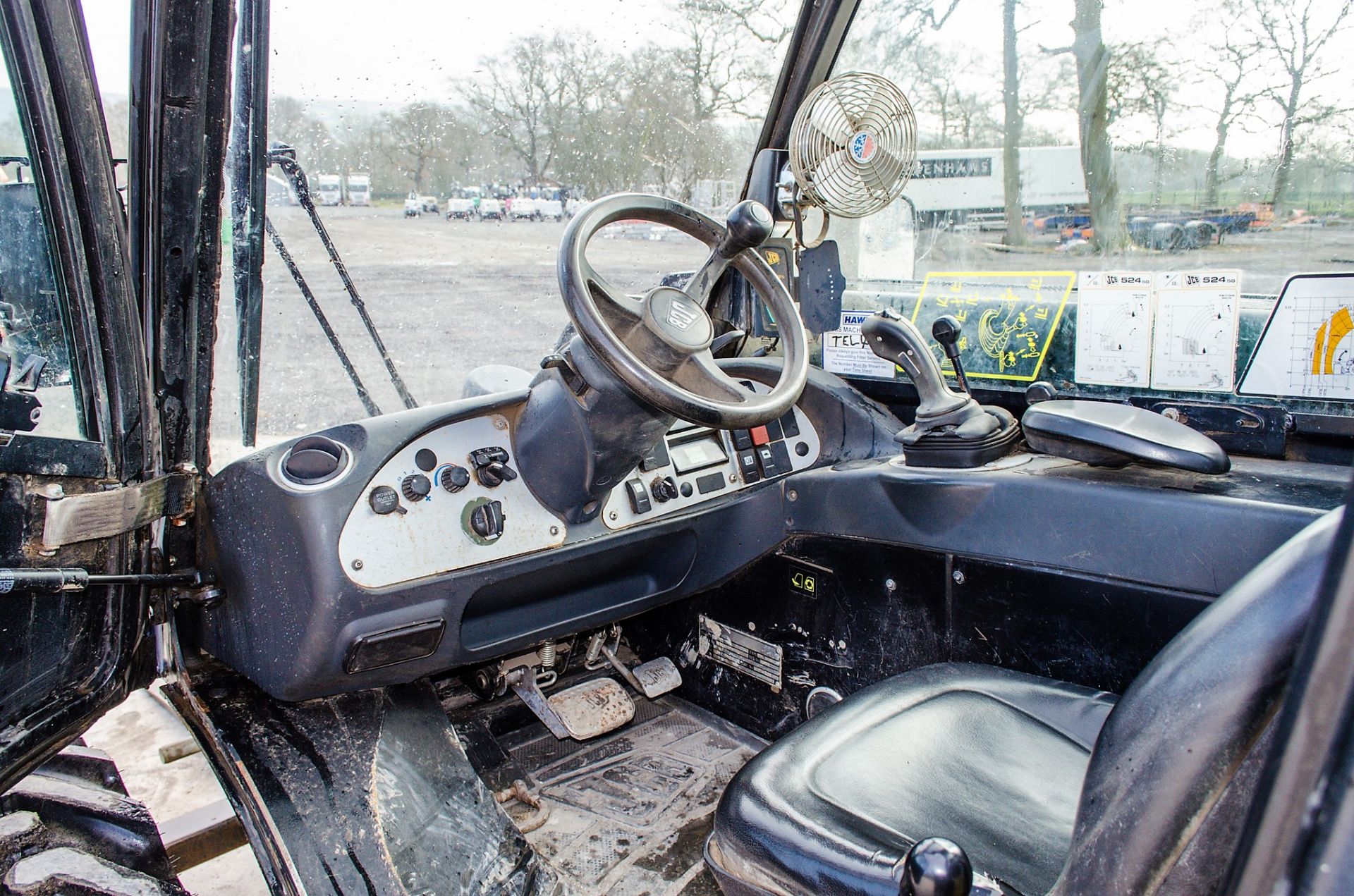 JCB 524-50 5 metre telescopic handler EX MOD Year: 2008 S/N: 1417311 Recorded Hours: 3104 - Bild 18 aus 20