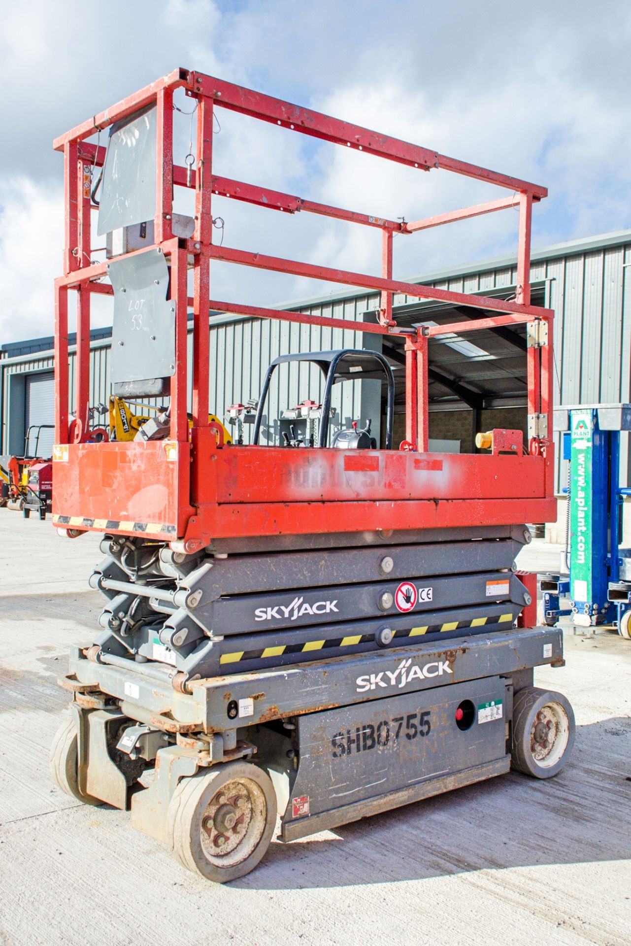 Skyjack JIII 3219 battery electric scissor lift access platform Year: 2014 S/N: 22070752 SHB0755 - Image 2 of 4