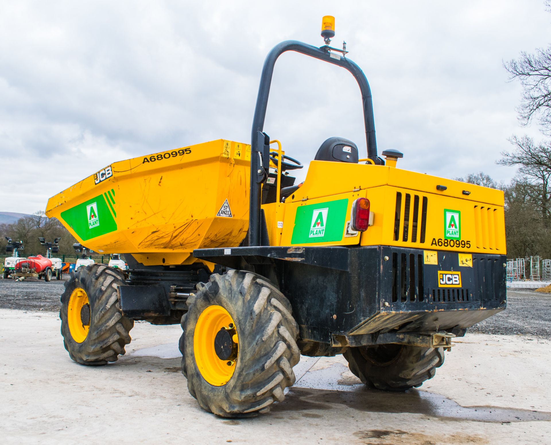 JCB 6 tonne swivel skip dumper Year: 2015 S/N: FRL8737 Recorded Hours: 1236 A680955 - Bild 4 aus 18