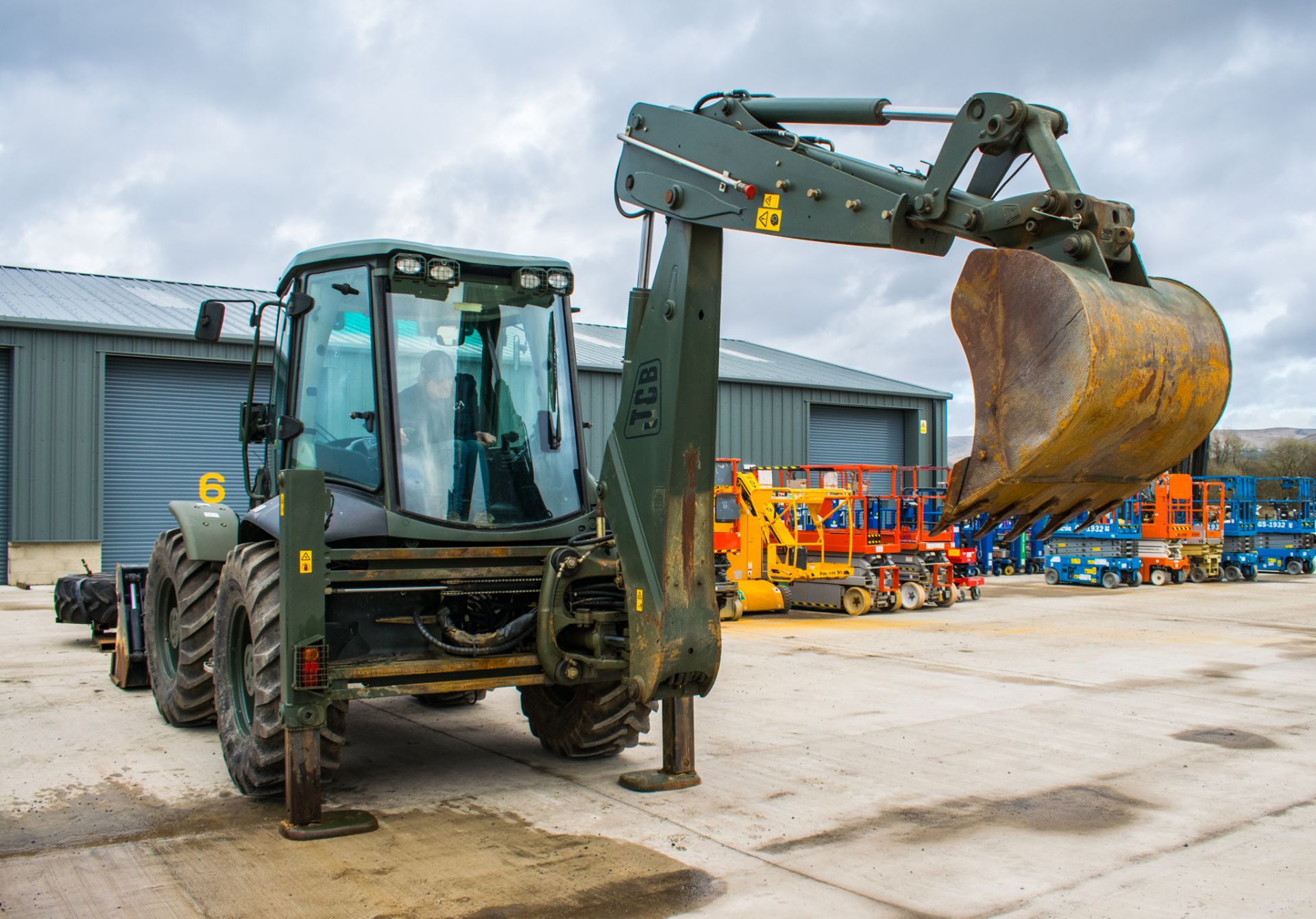 JCB 4CX Sitemaster backhoe loader  Year: 2010 S/N: 2004062 Recorded Hours: 2988 c/w spare wheel & - Bild 16 aus 25