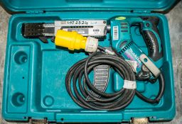 Makita 6843 110v screw gun c/w carry case