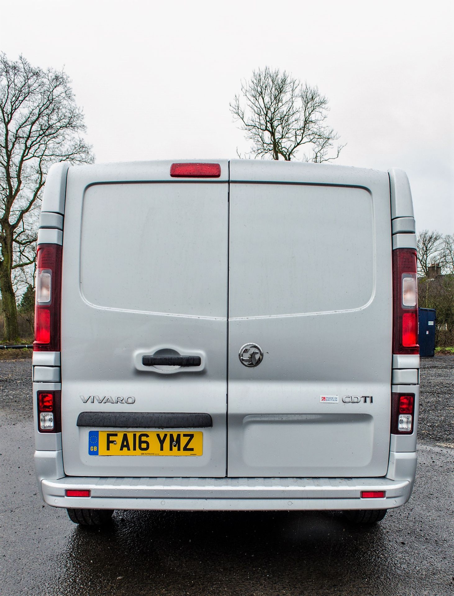 Vauxhall Vivaro 2900 Sportive CDTi 6 speed manual panel 6 seat crew van Registration Number: FA16 - Image 6 of 24