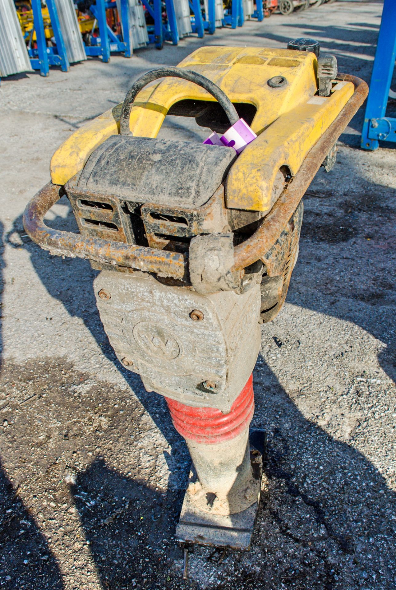 Wacker Neuson petrol driven trench compactor A609343 - Image 2 of 2