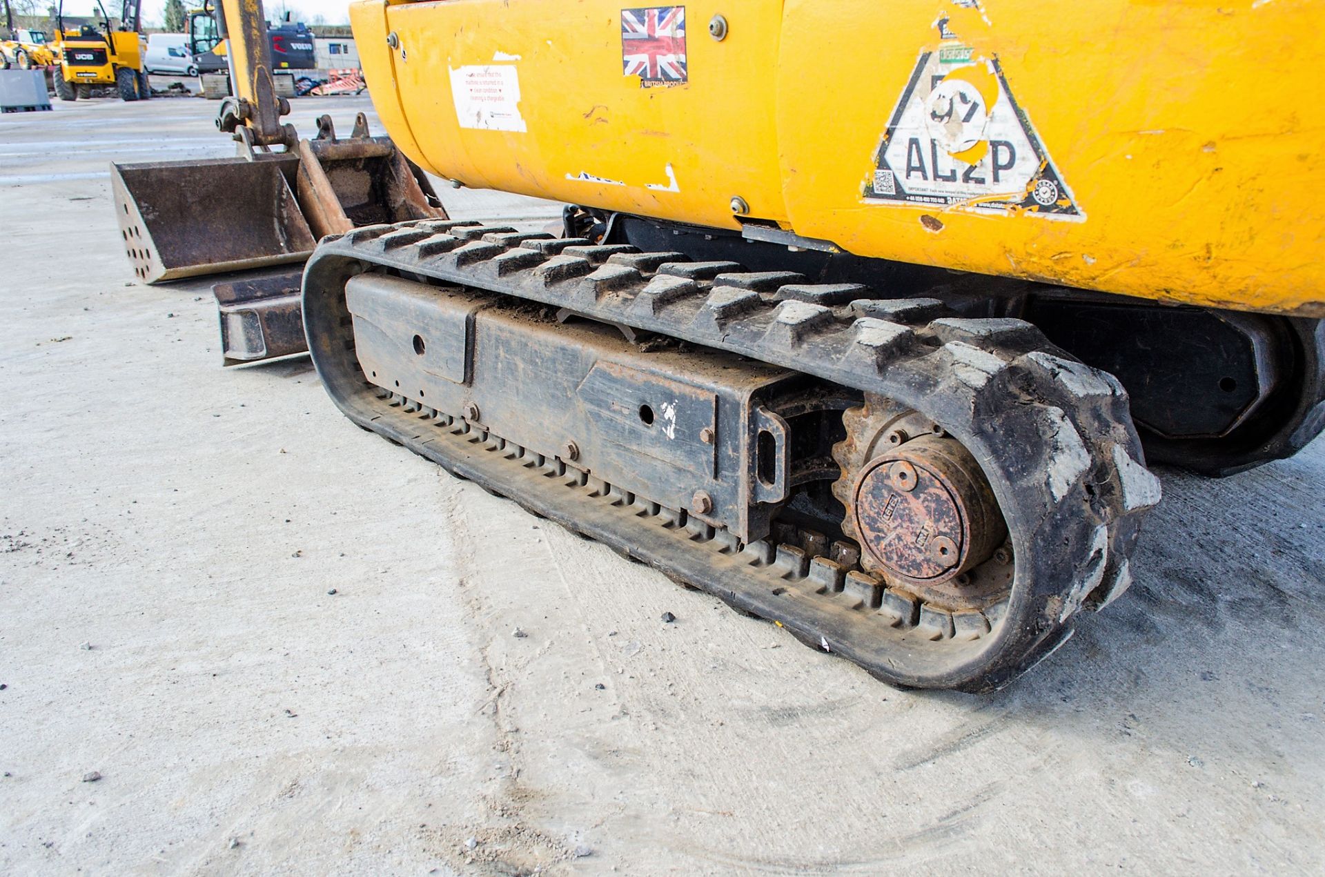 JCB 801.4 CTS 1.5 tonne rubber tracked mini excavator Year: 2014 S/N 2070320 Recorded Hours: 863 - Image 10 of 20