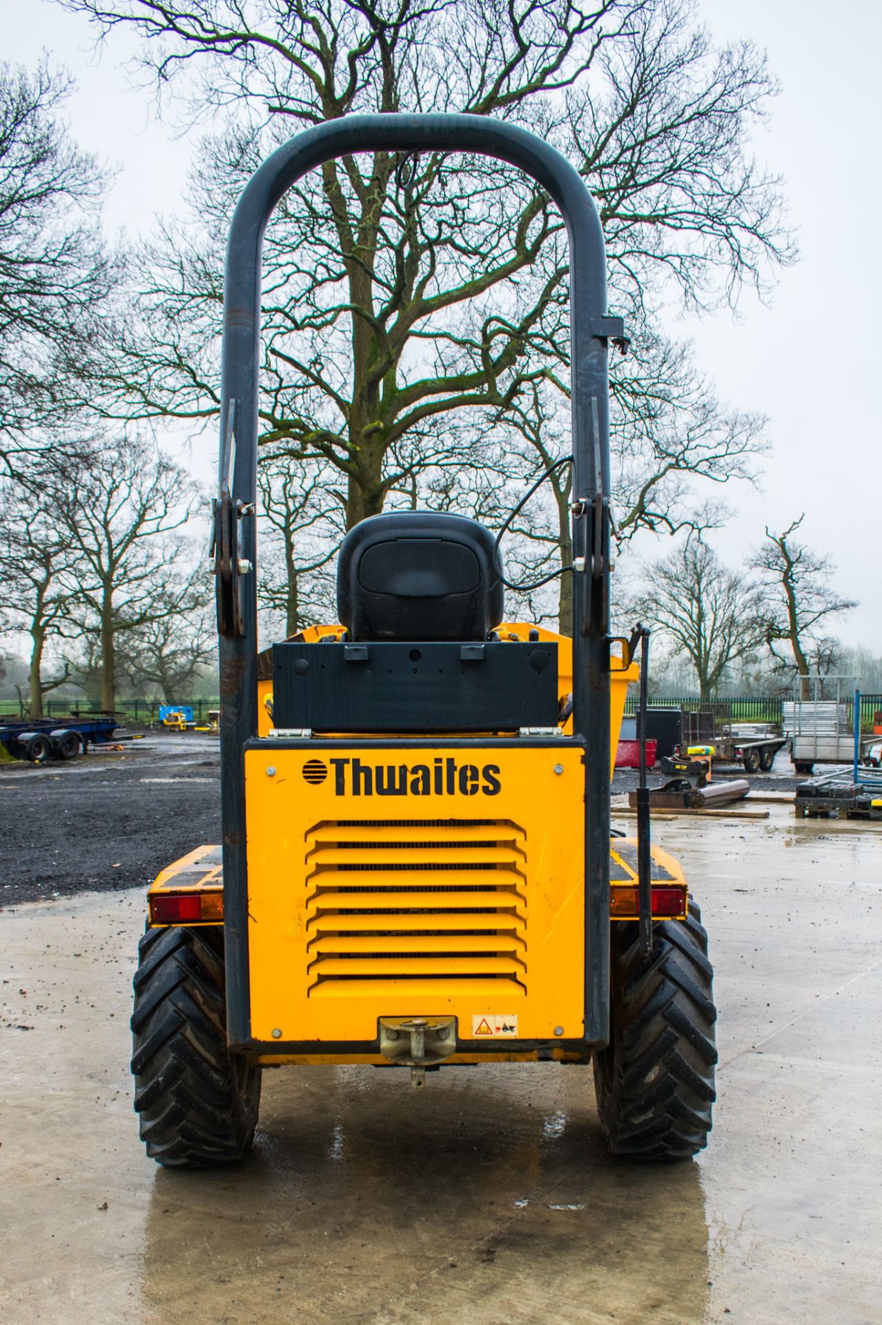 Thwaites 3 tonne swivel skip dumper  Year: 2014 S/N: C9911 Recorded Hours: 364 A642746 - Image 6 of 17