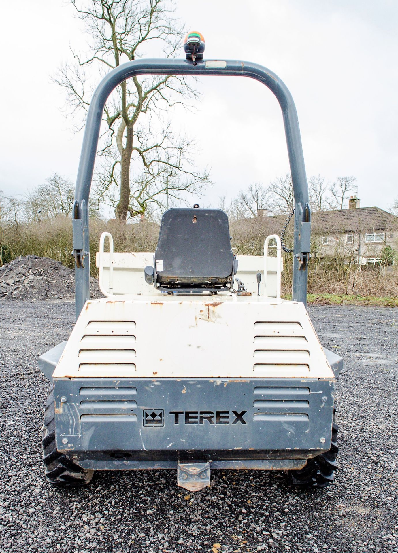 Benford 3 tonne swivel skip dumper Year: 2006 S/N: E604*2010 Recorded Hours: 2398 1274 - Image 6 of 21