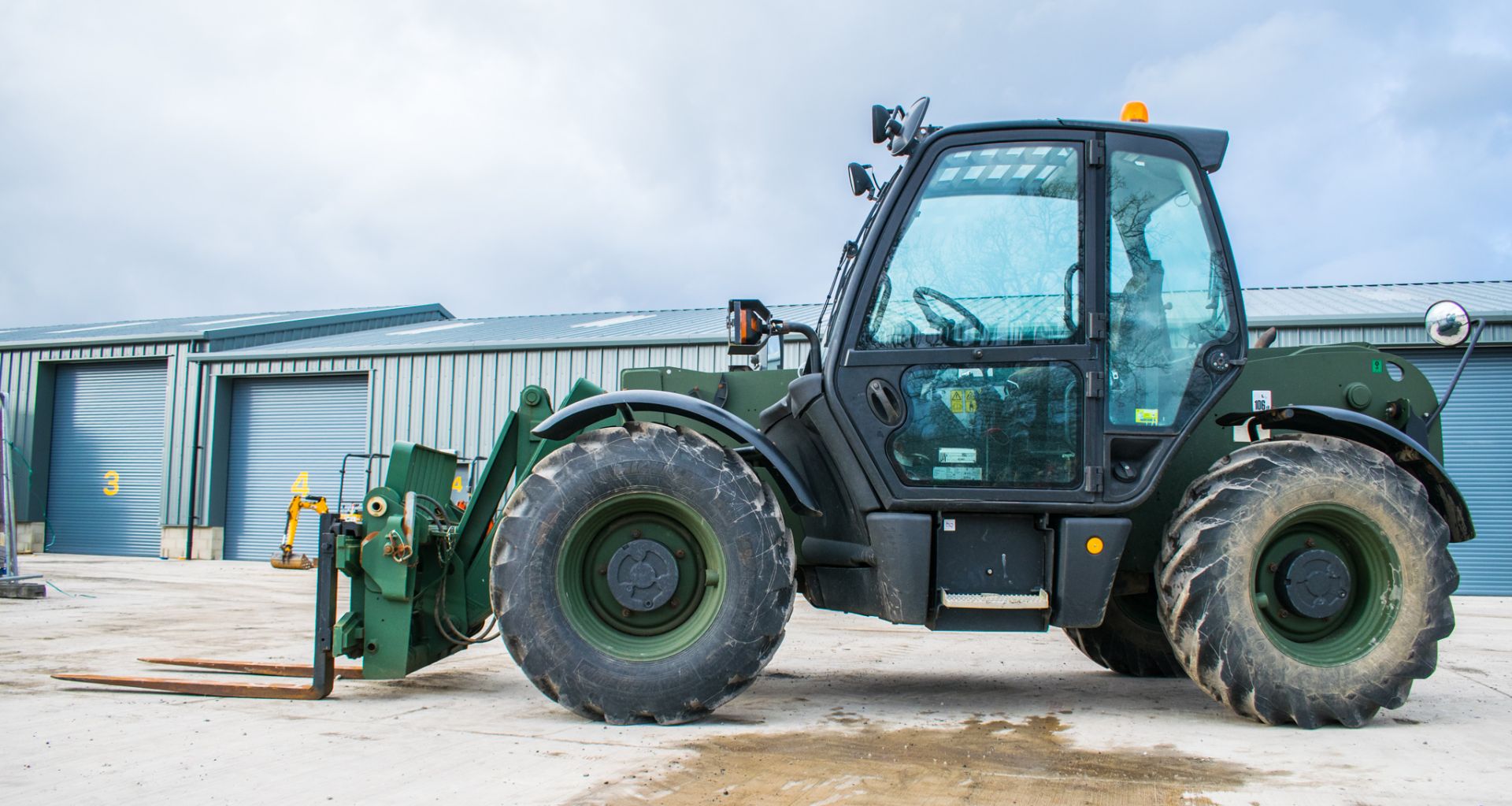 JCB 541 - 70 turbo 7 metre telescopic handler EX MOD - Bild 8 aus 25