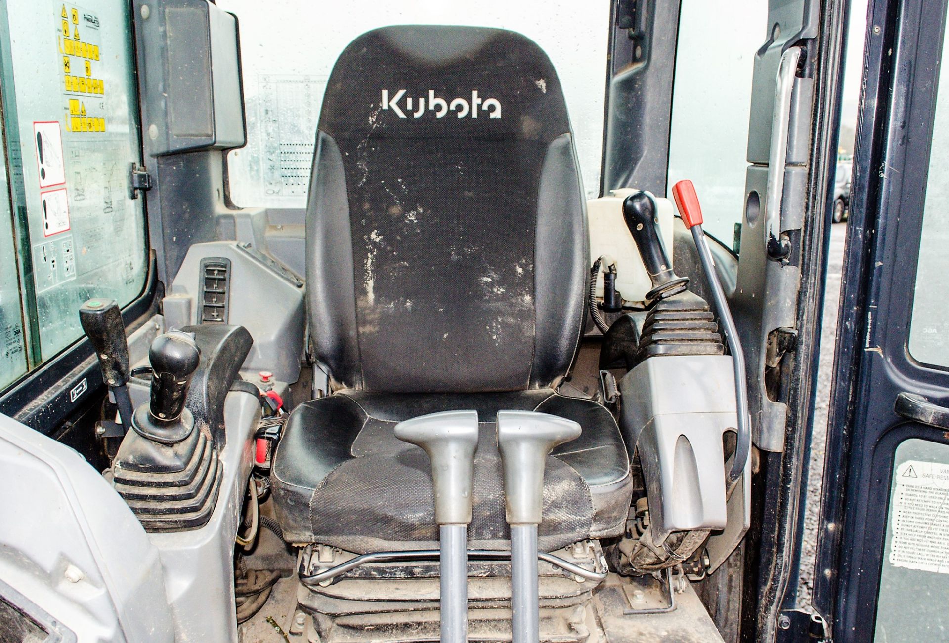 Kubota U48-4 4.8 tonne rubber tracked excavator Year: 2012 S/N: 51320 Recorded Hours: 4565 blade, - Bild 20 aus 22