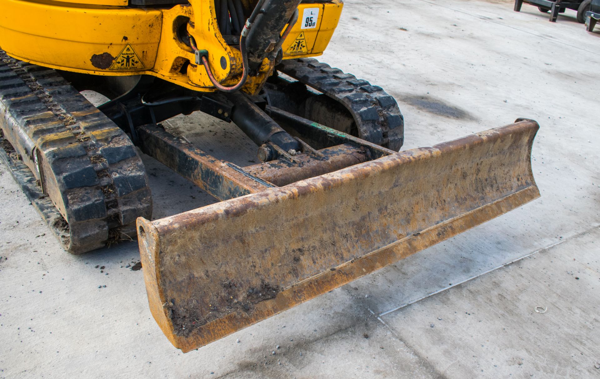 JCB 8030 ZTS 3 tonne rubber tracked excavator Year: 2015 S/N: 432332 Recorded Hours: blade, - Image 11 of 16