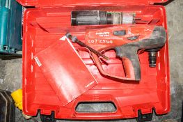 Hilti DX460 nail gun c/w carry case ** In disrepair **