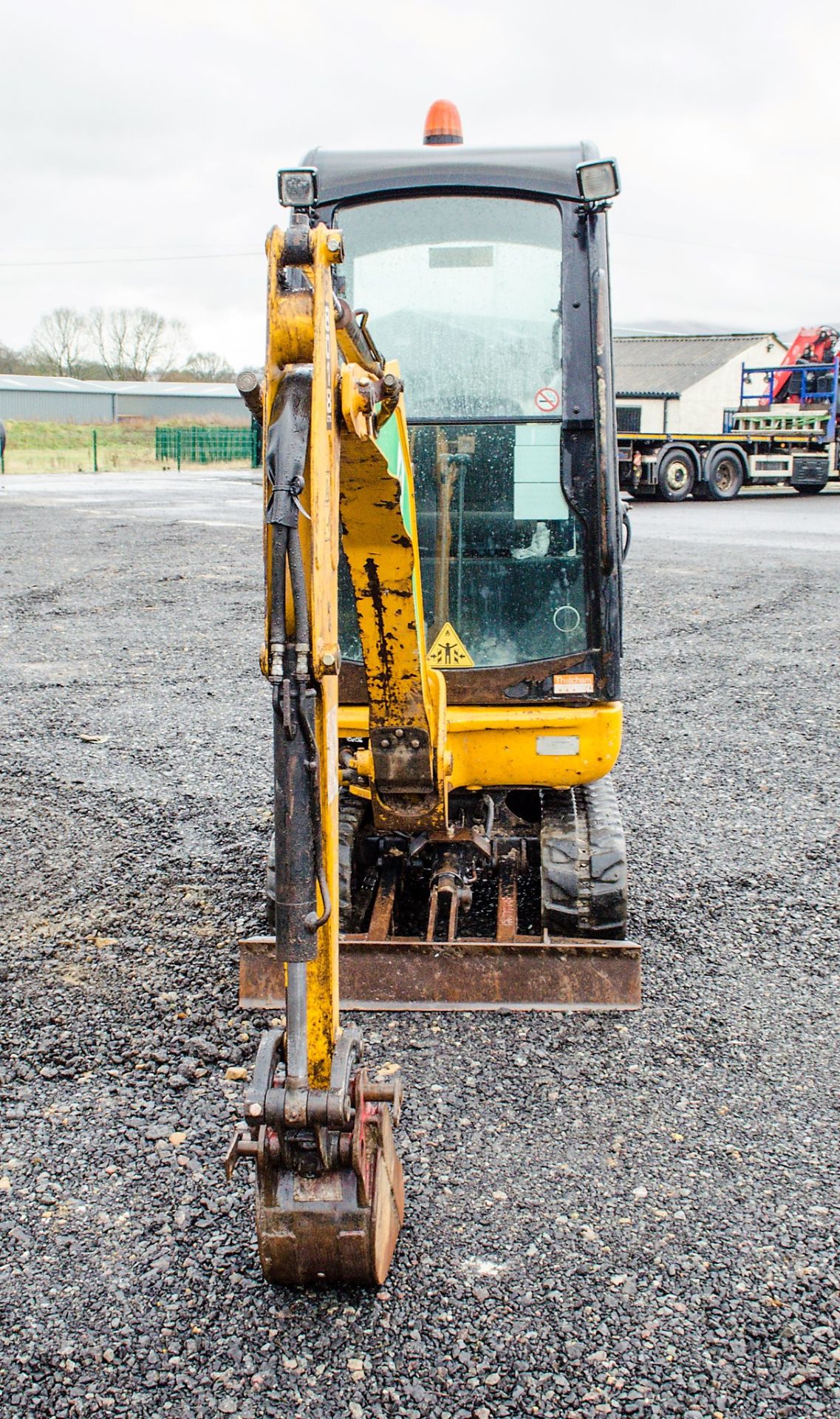 JCB 8018 CTS 1.5 tonne rubber tracked mini excavator Year: 2015 S/N: 2371787 Recorded Hours: 1228 - Image 4 of 19