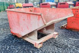 Whitney auto lock steel tipping skip A955073